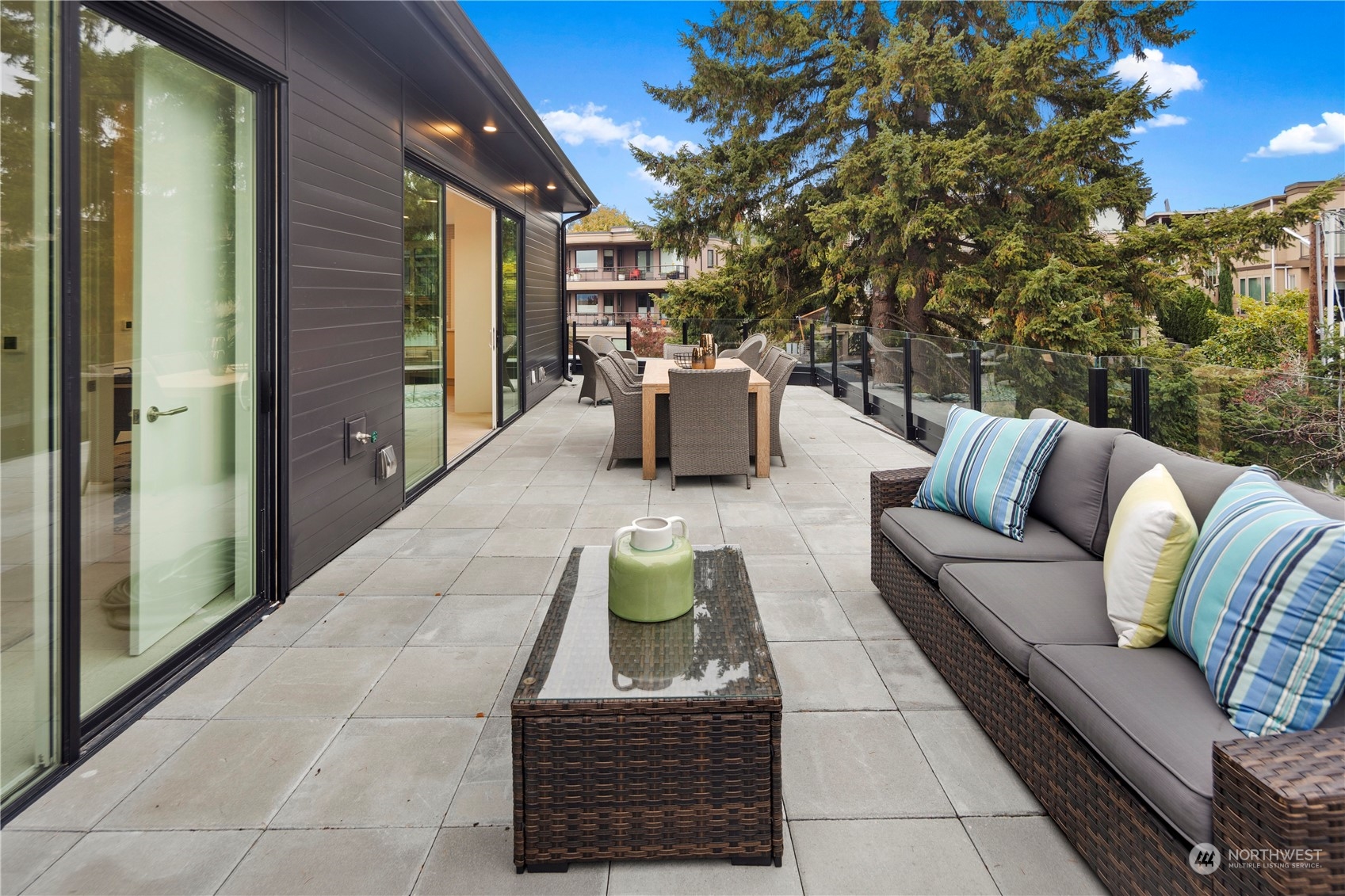 317 5th Avenue Unit: PH304