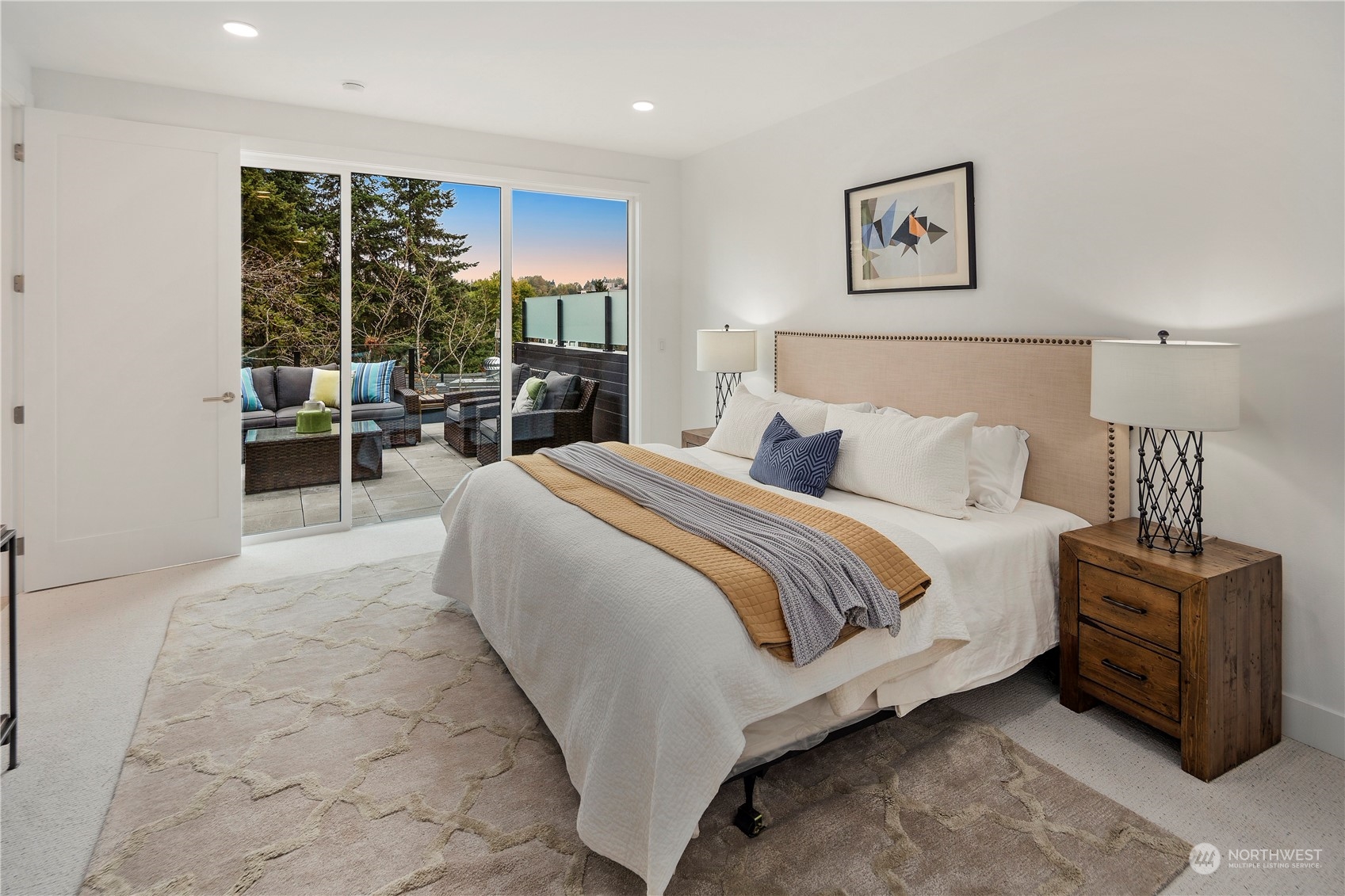 317 5th Avenue Unit: PH304