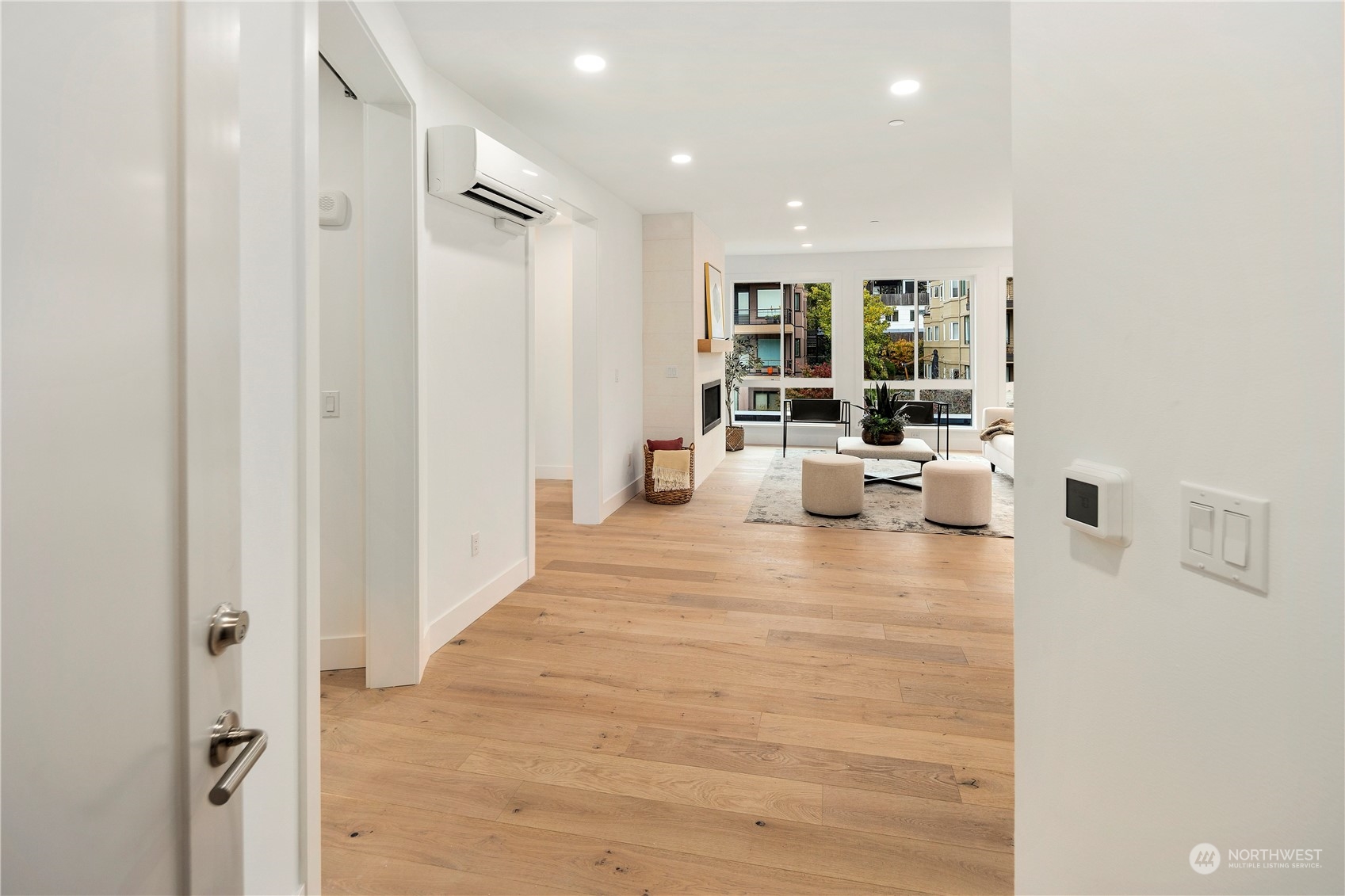 317 5th Avenue Unit: PH304