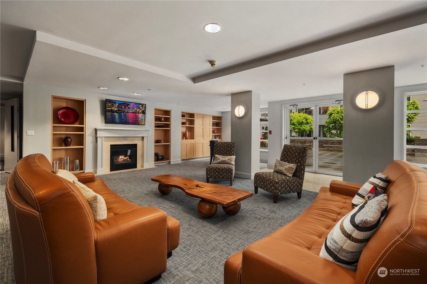 225 4th Avenue Unit: A409