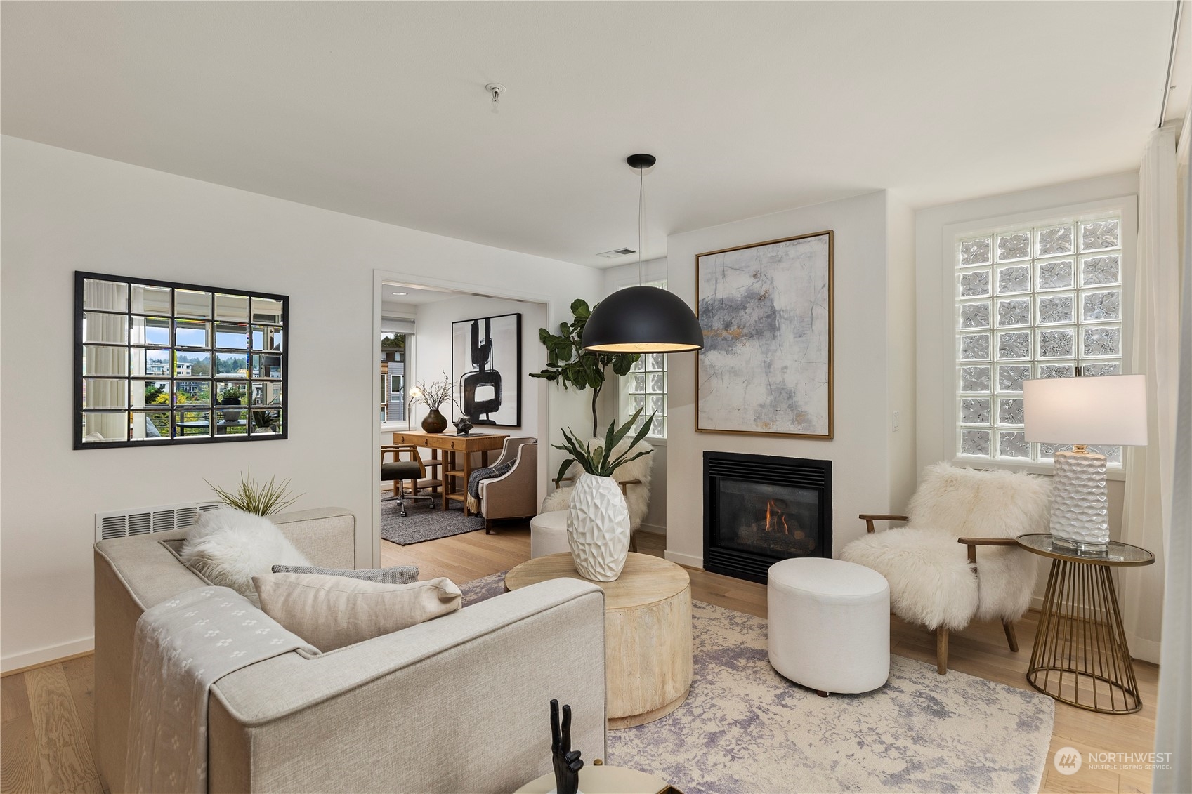 225 4th Avenue Unit: A409