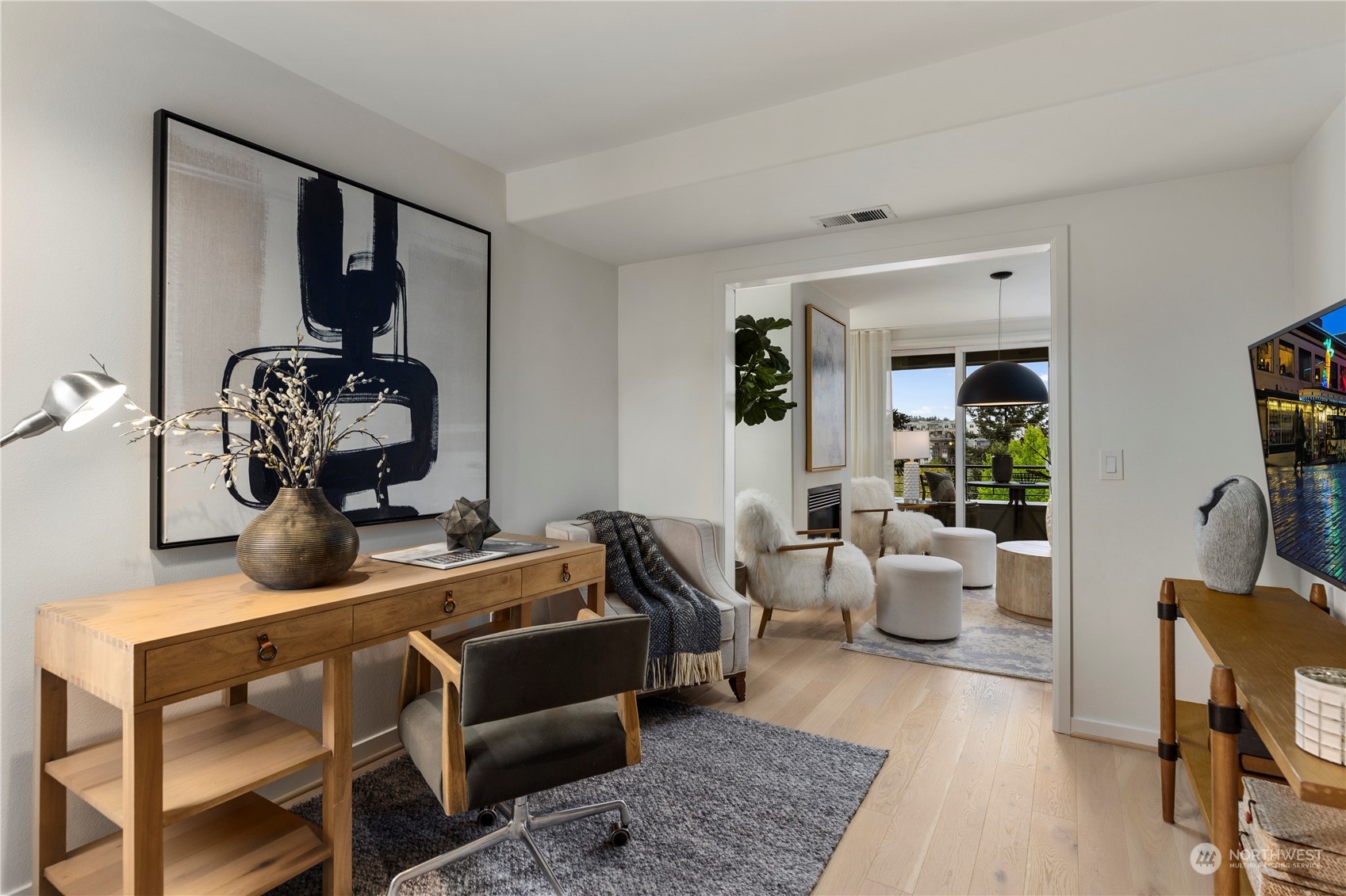 225 4th Avenue Unit: A409