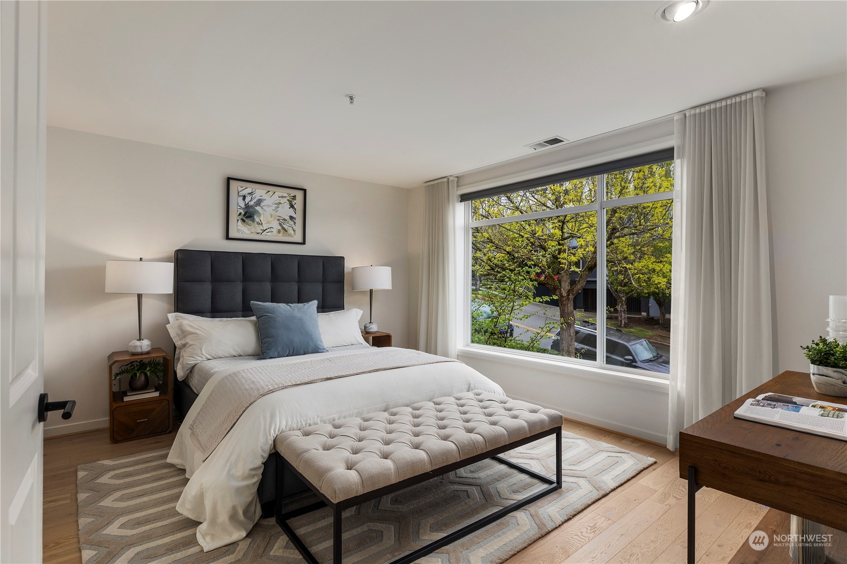 225 4th Avenue Unit: A409