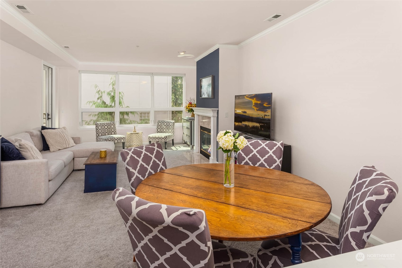 615 6th Street Unit: 304