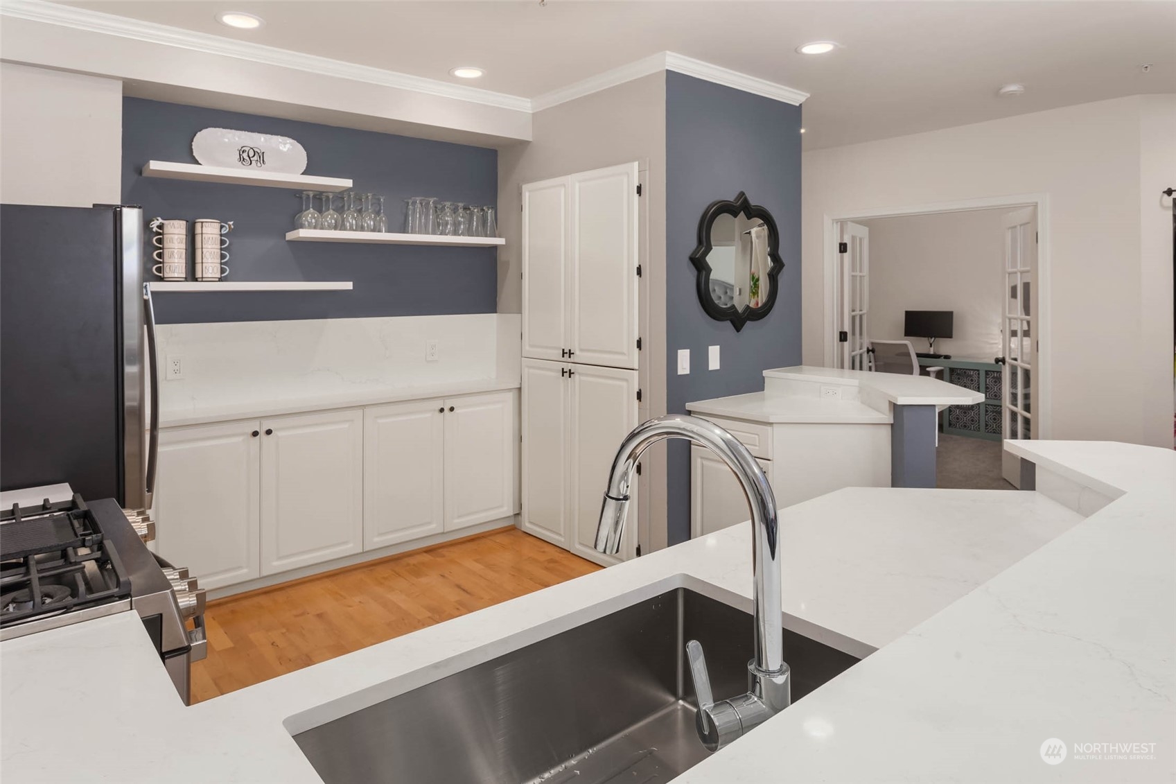 615 6th Street Unit: 304