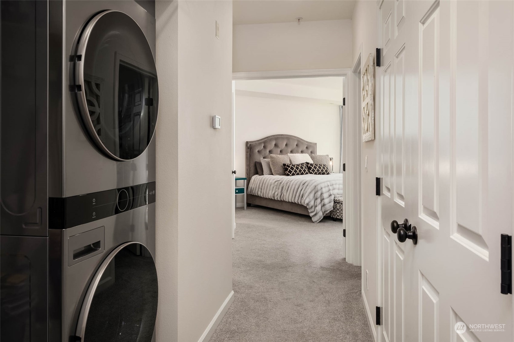 615 6th Street Unit: 304