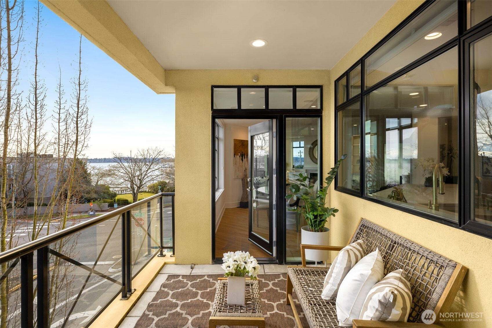 210 Market Street Unit: 303