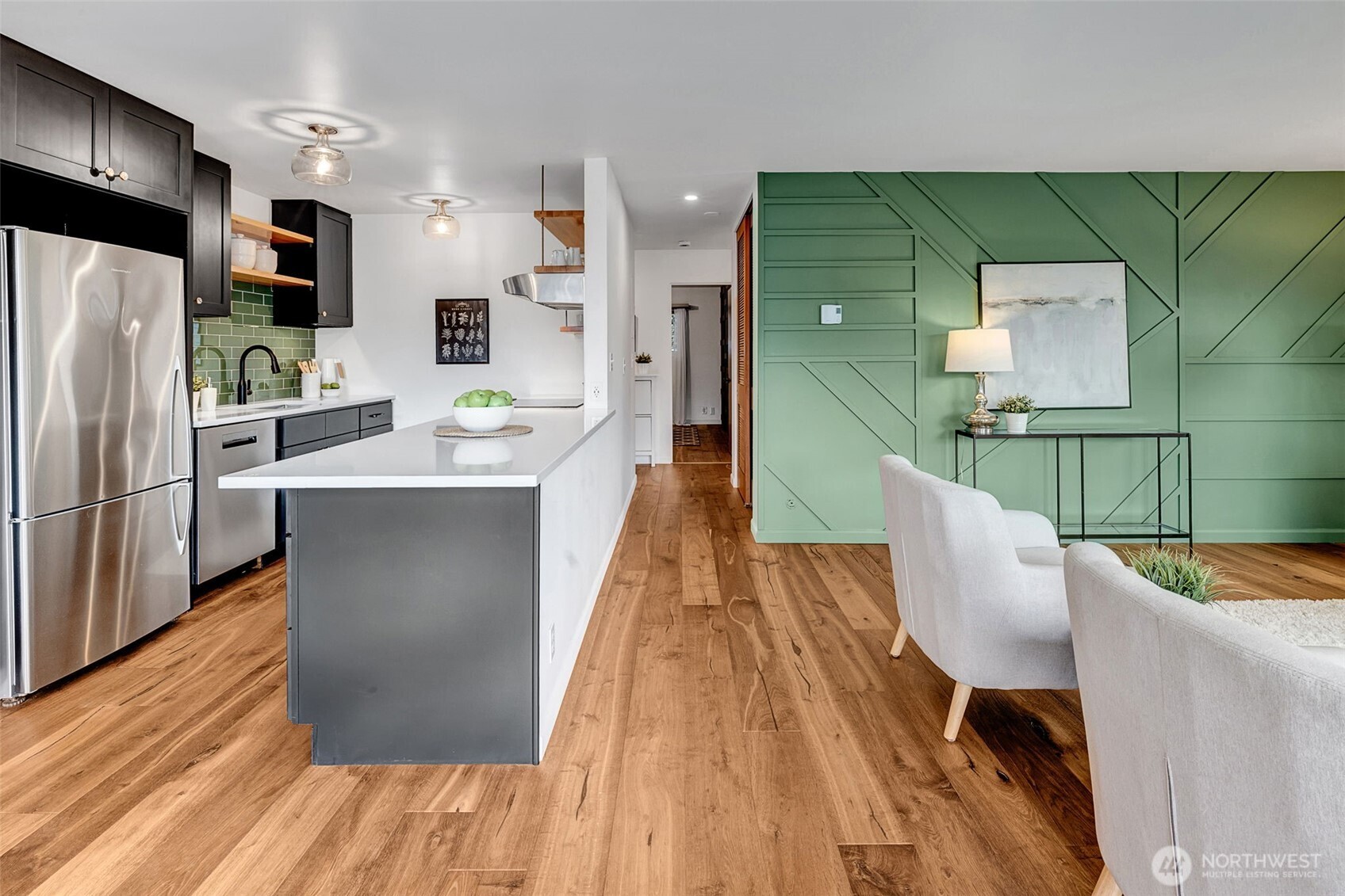 500 W Olympic Place Unit: 101