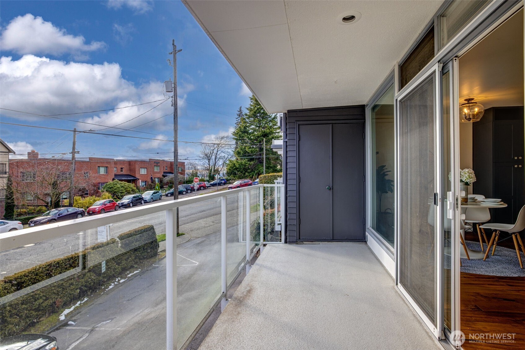 500 W Olympic Place Unit: 101