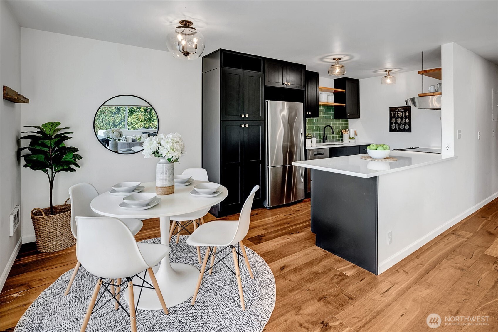 500 W Olympic Place Unit: 101