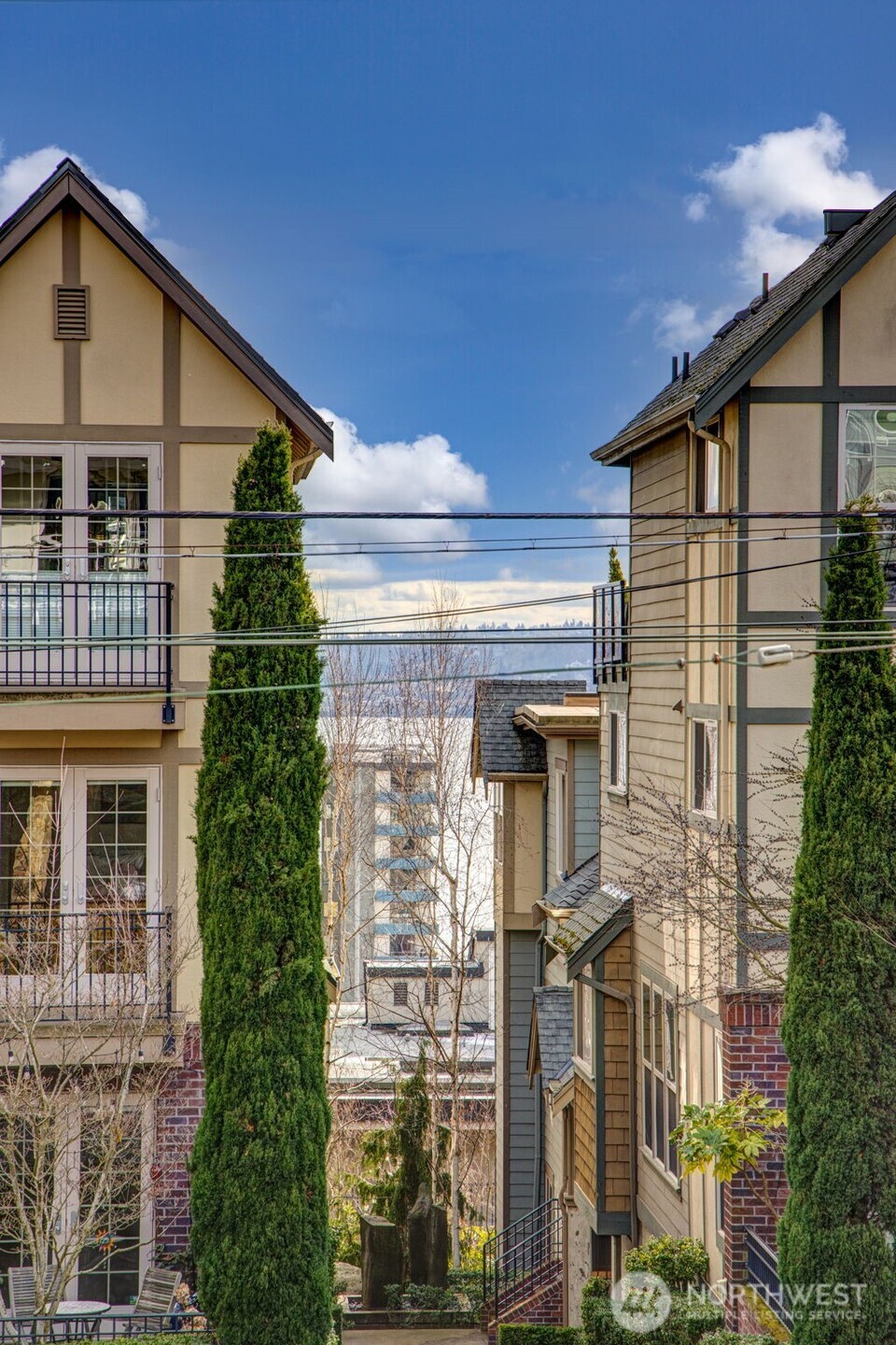 500 W Olympic Place Unit: 101