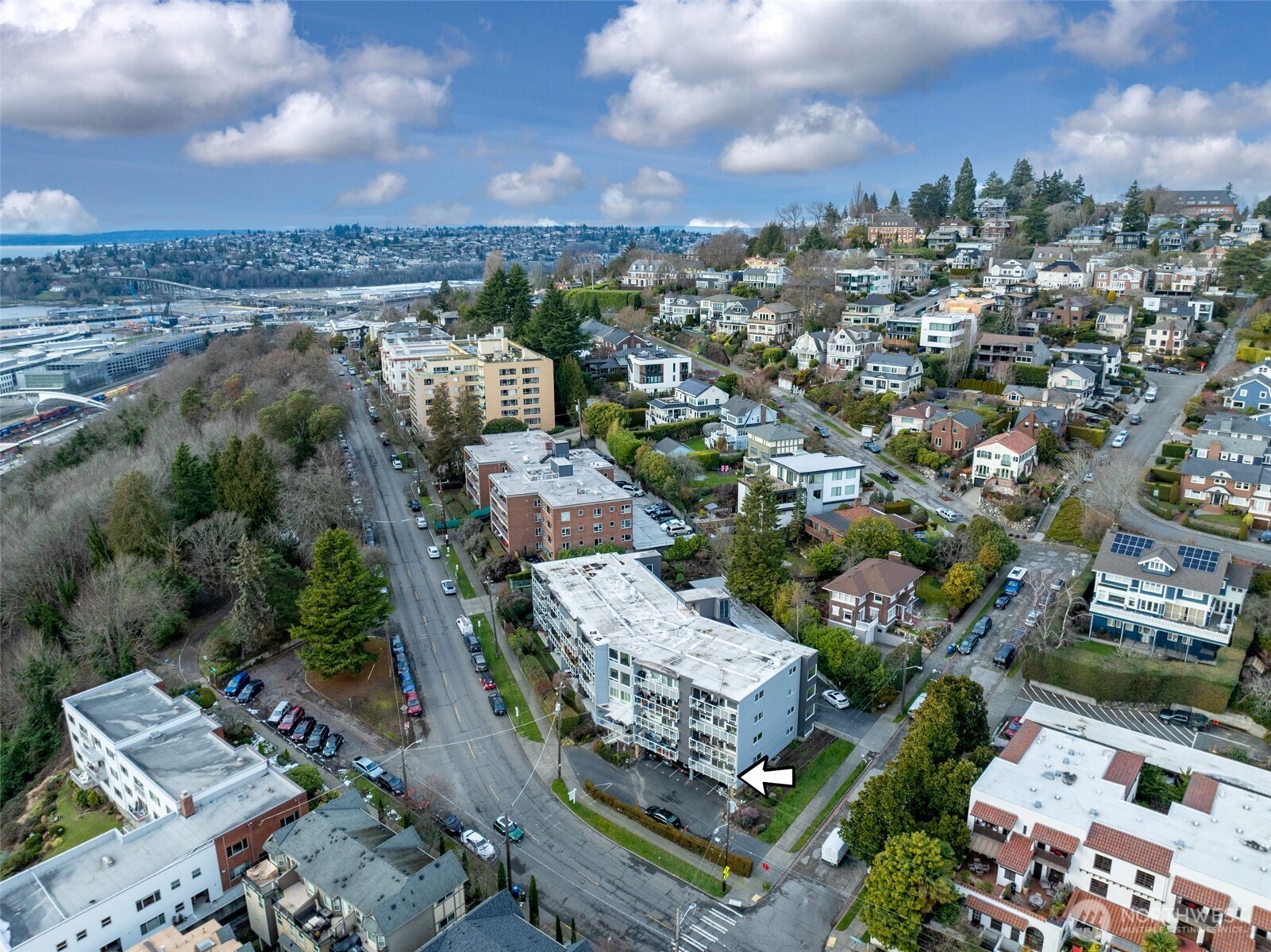 500 W Olympic Place Unit: 101