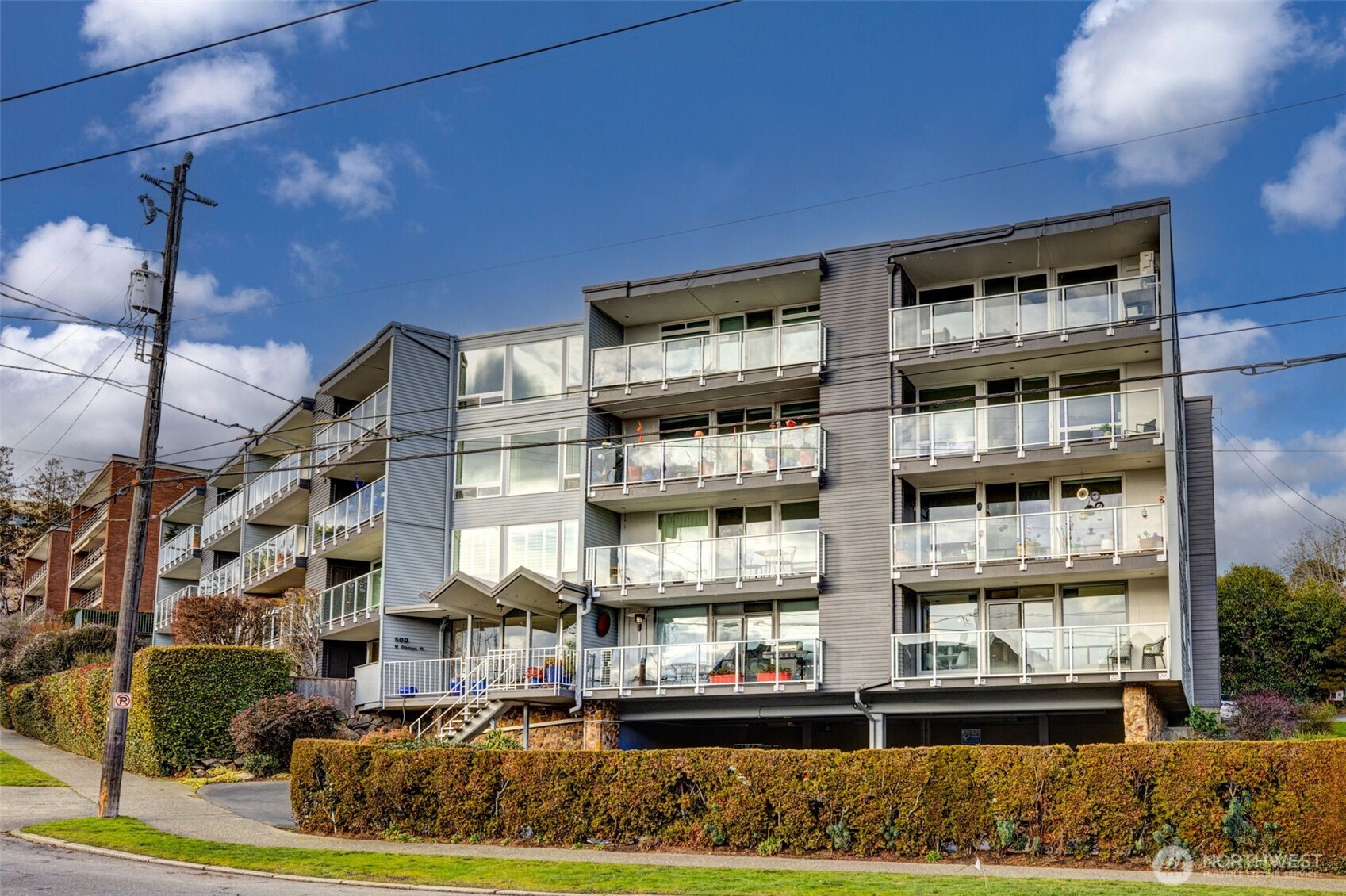 500 W Olympic Place Unit: 101