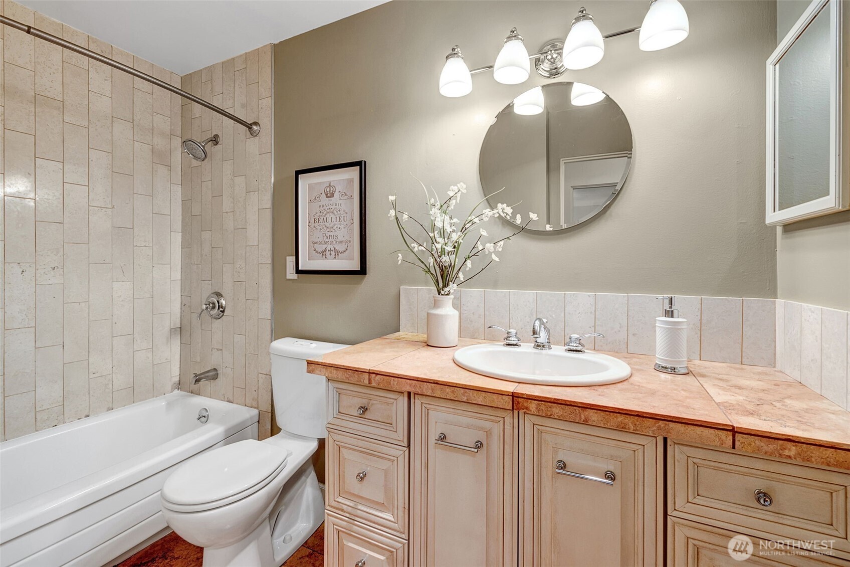 500 W Olympic Place Unit: 101