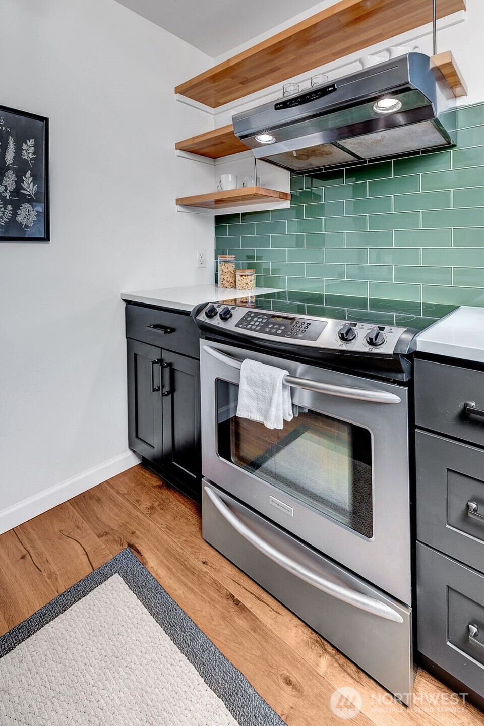 500 W Olympic Place Unit: 101