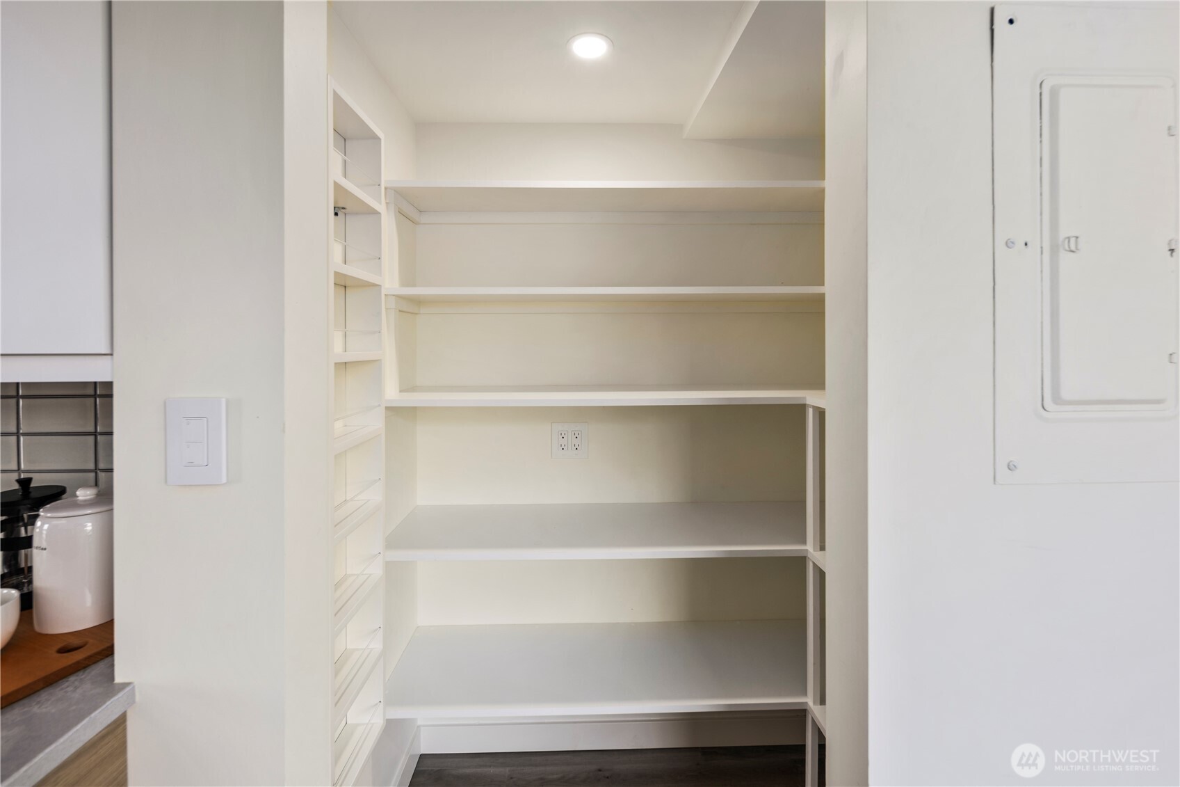 9717 NE Juanita Drive Unit: 301A