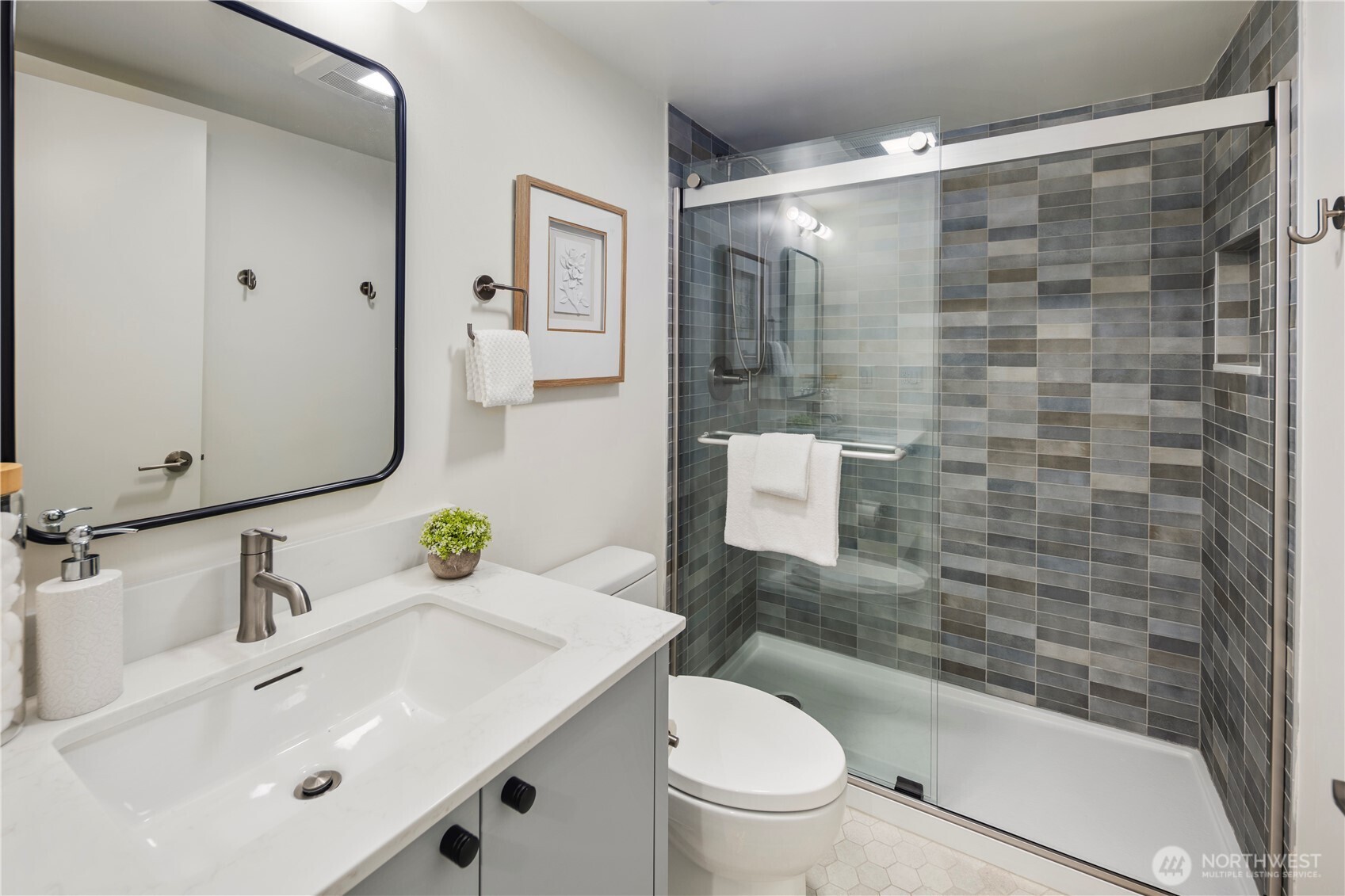 9717 NE Juanita Drive Unit: 301A