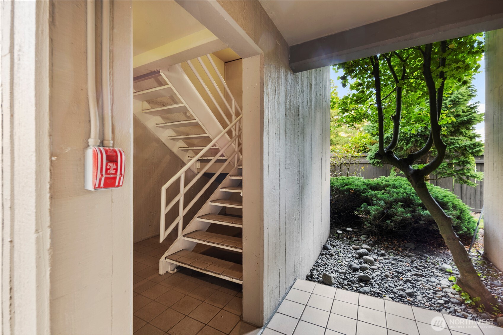 9717 NE Juanita Drive Unit: 301A