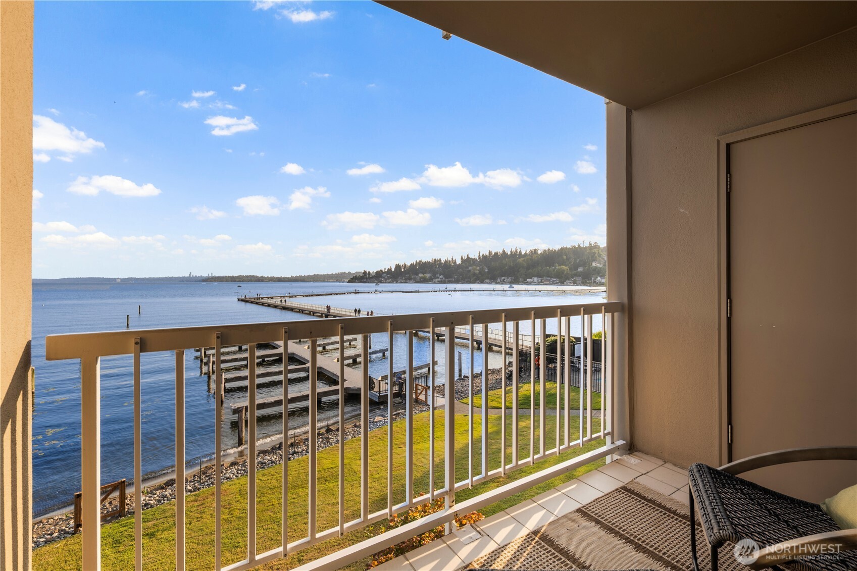 9717 NE Juanita Drive Unit: 301A