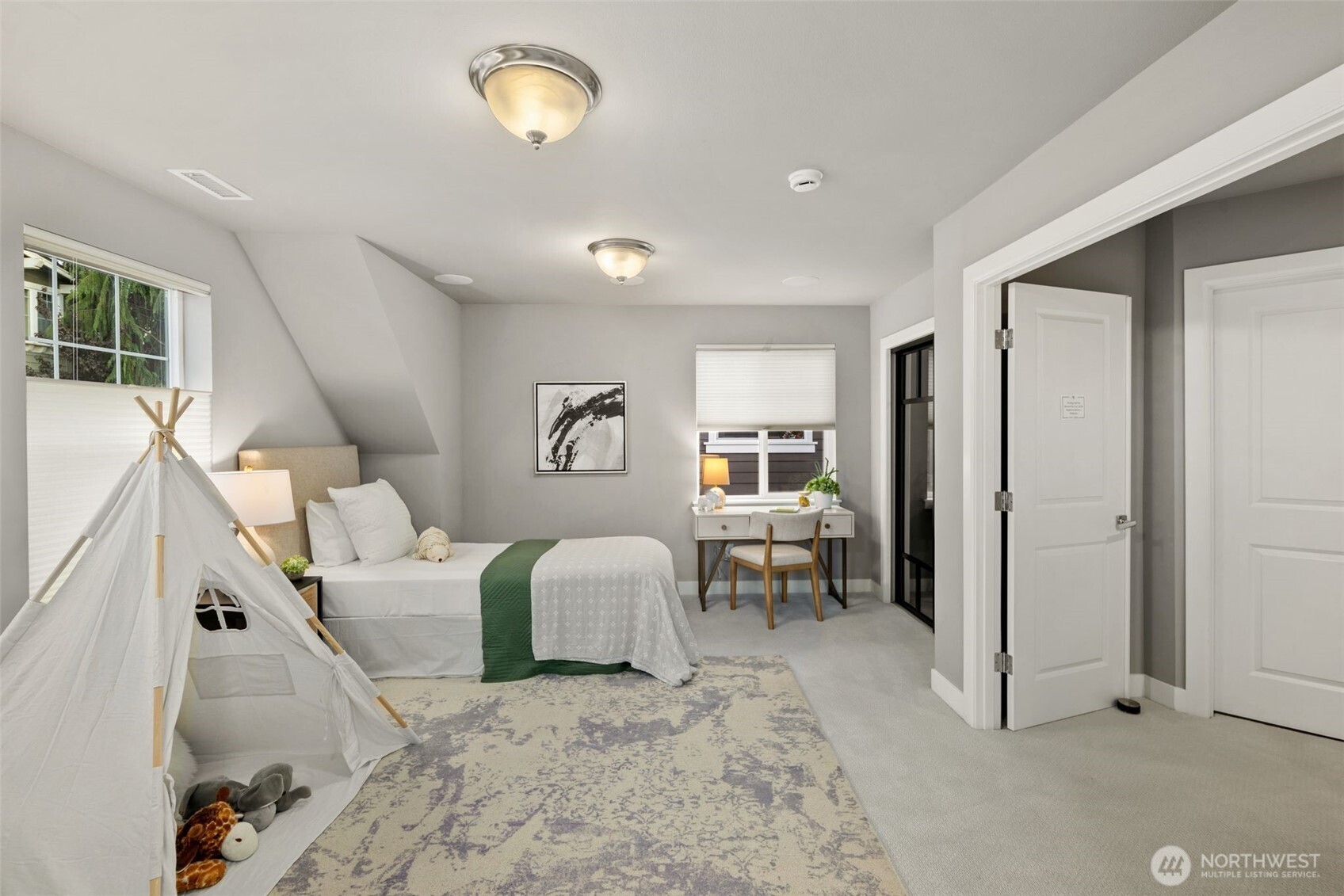 6511 108th Avenue NE Unit: 3