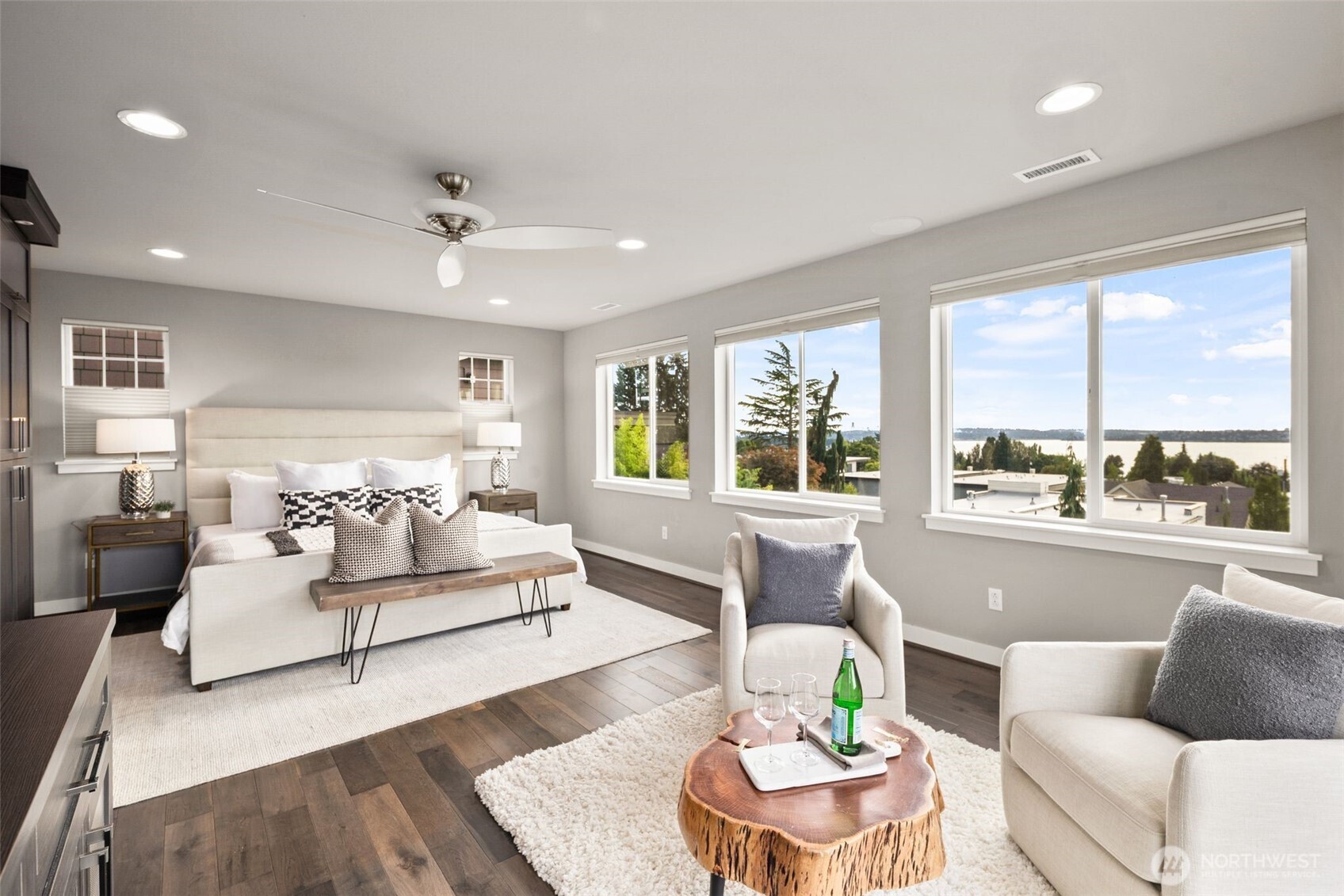 6511 108th Avenue NE Unit: 3