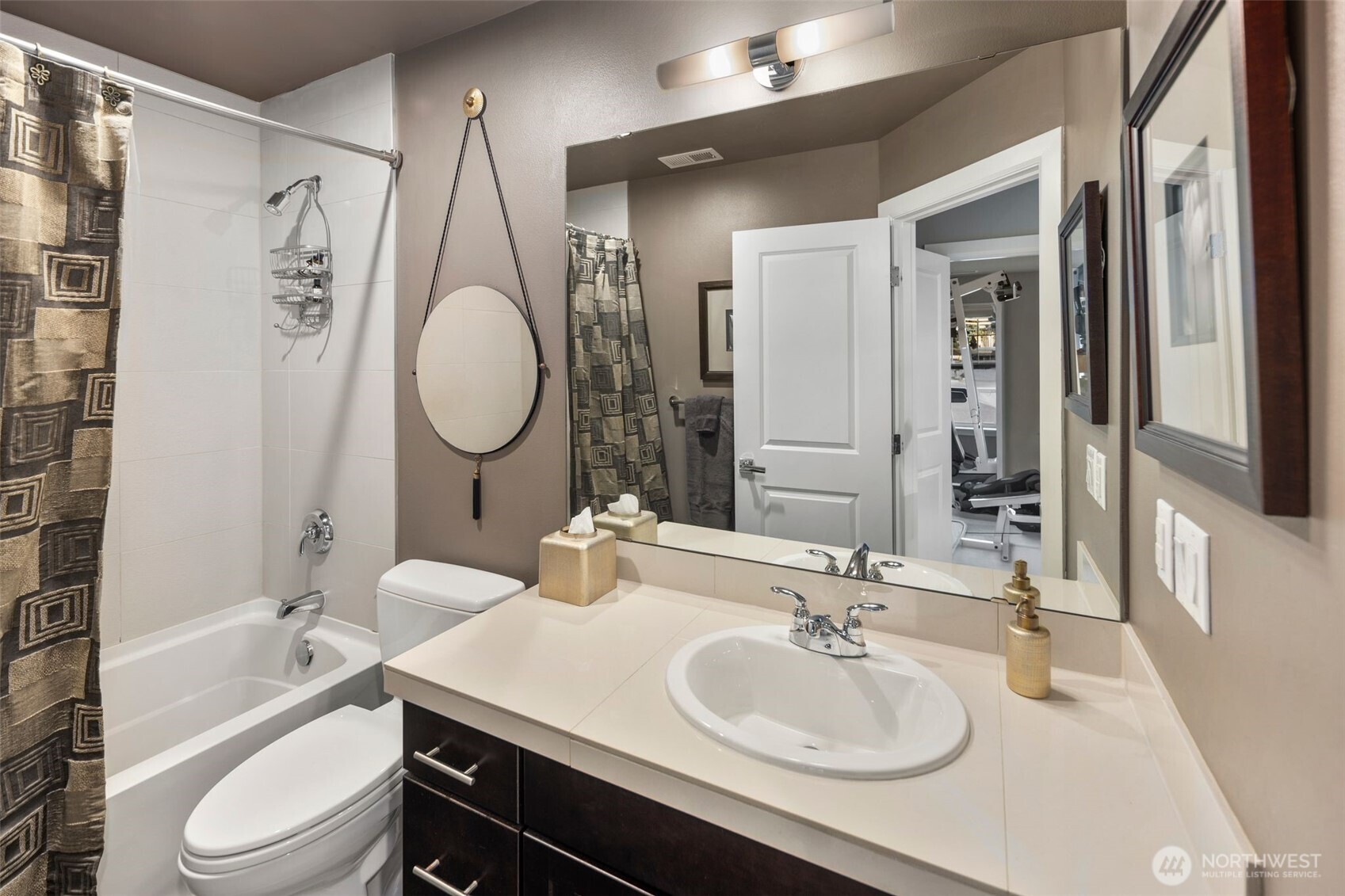 6511 108th Avenue NE Unit: 3