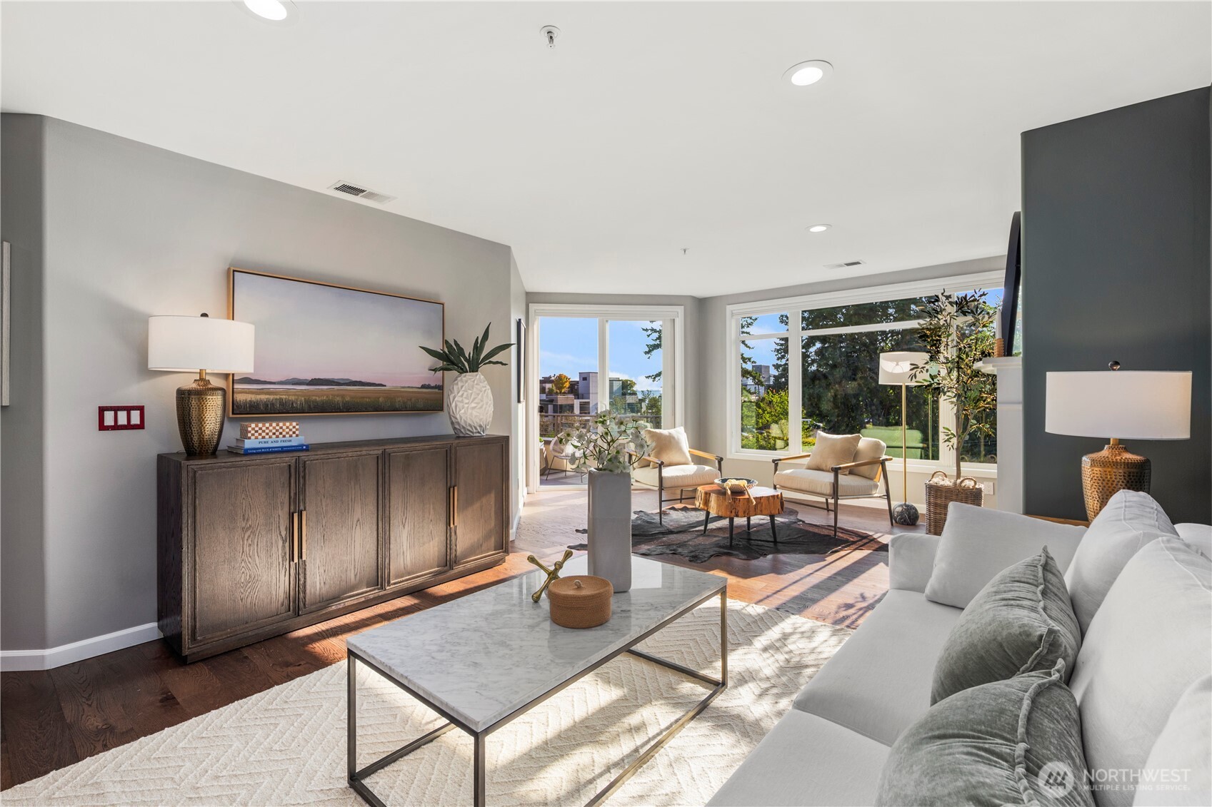 225 4th Avenue Unit: A504