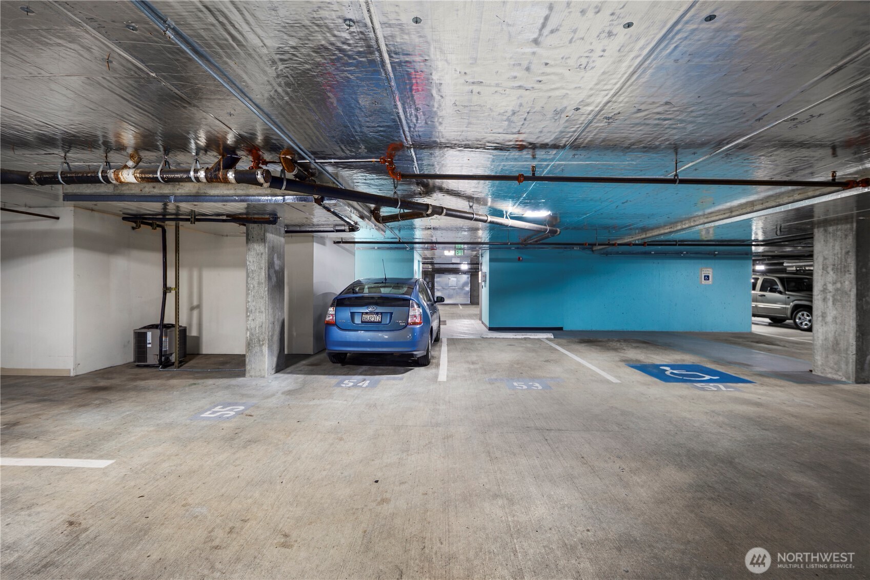 225 4th Avenue Unit: A504