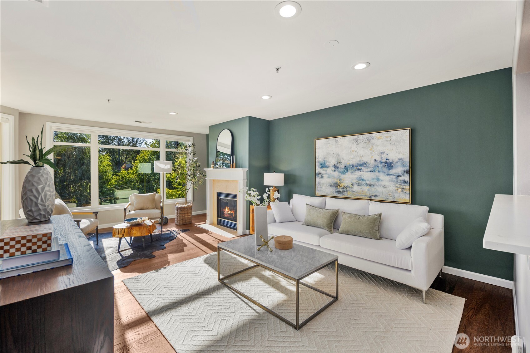 225 4th Avenue Unit: A504