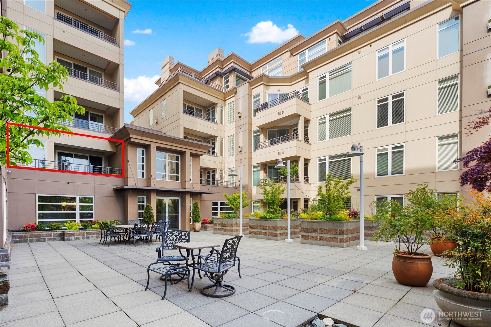 225 4th Ave Unit: A209