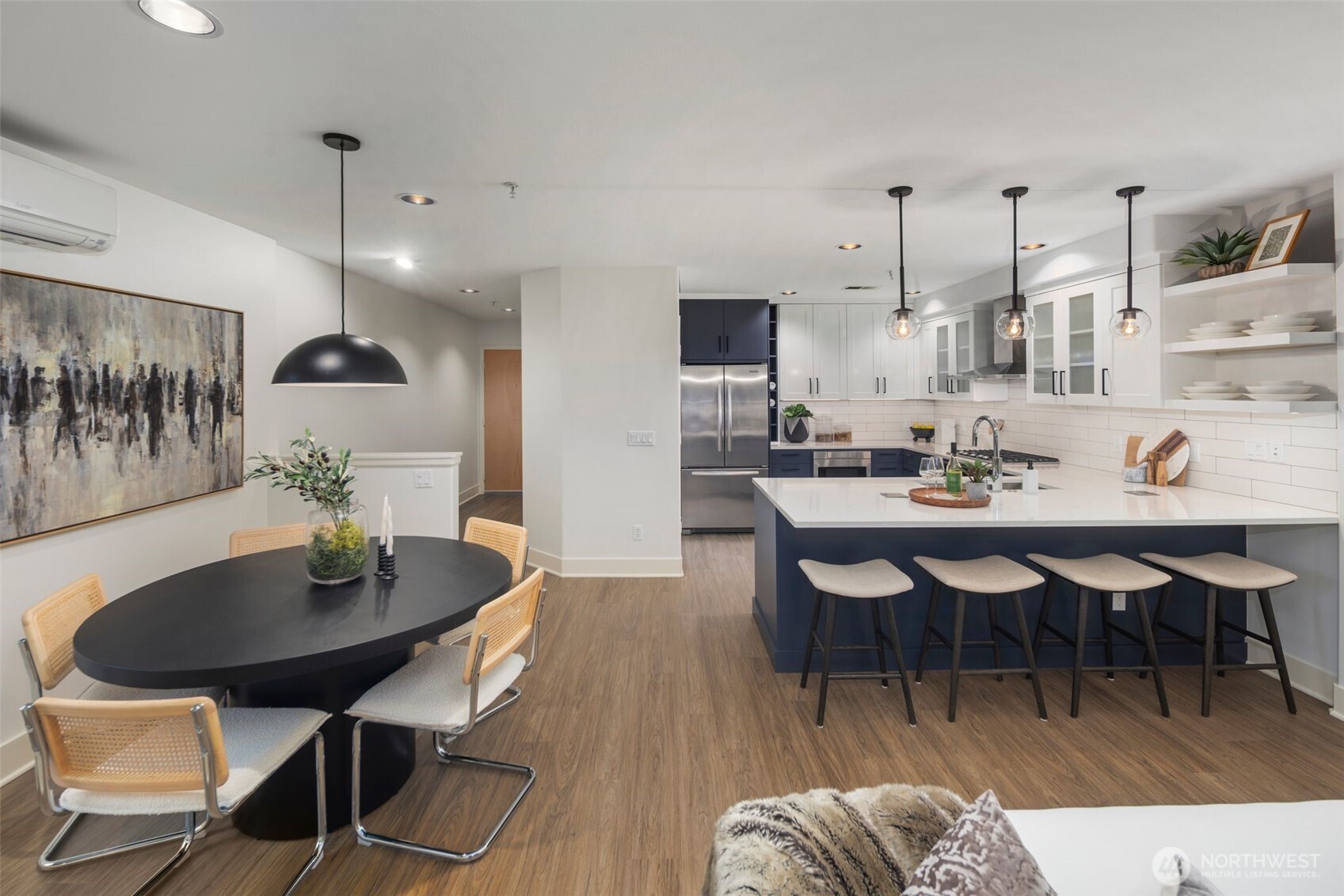 225 4th Ave Unit: A209