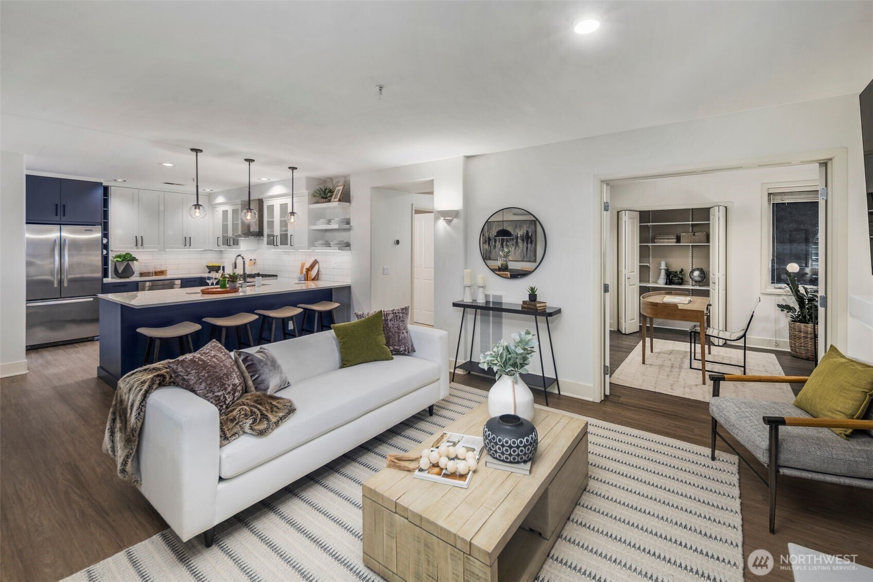 225 4th Ave Unit: A209