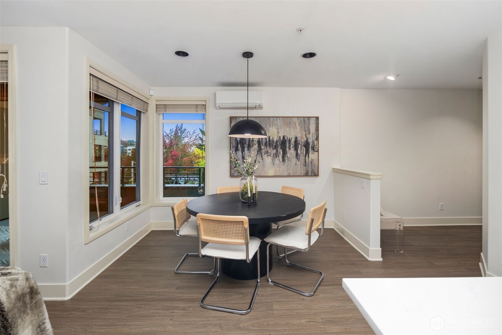 225 4th Ave Unit: A209