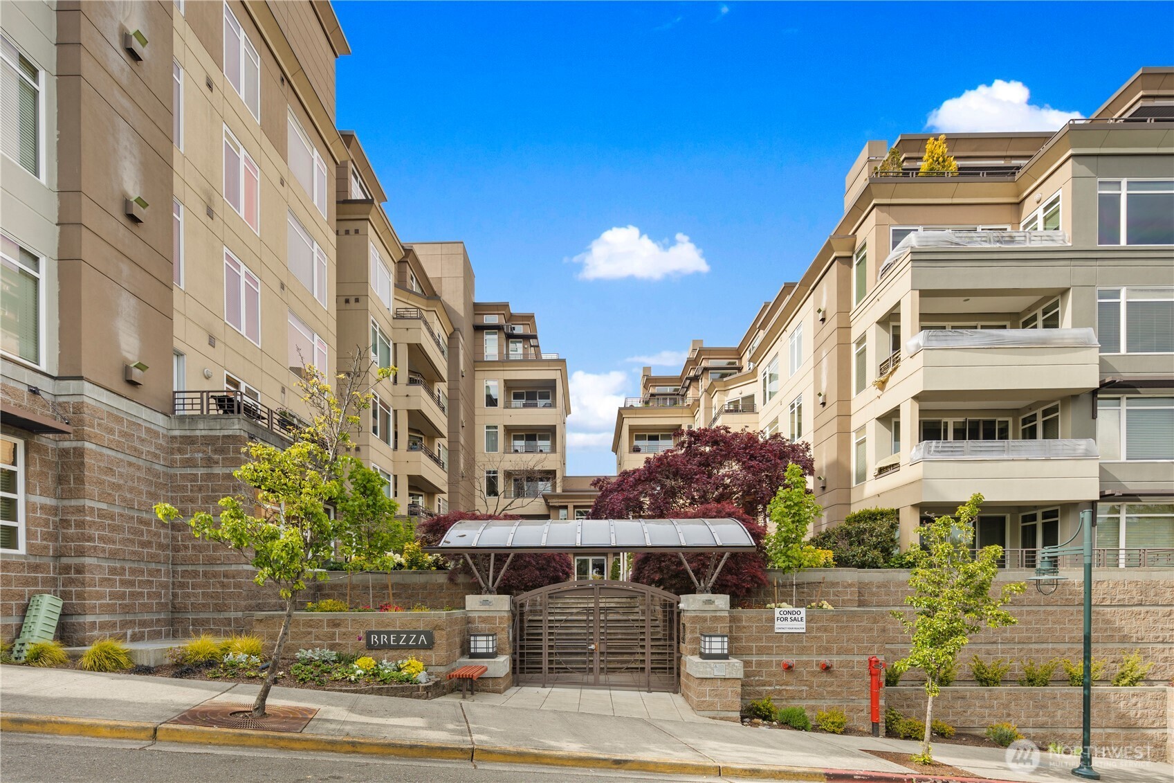 225 4th Ave Unit: A209