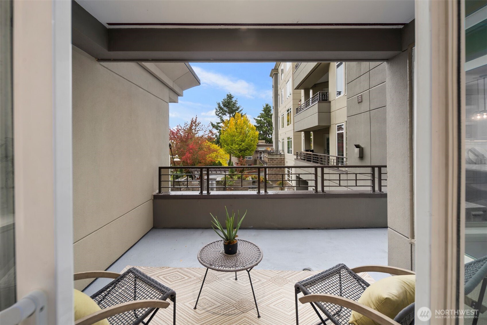 225 4th Ave Unit: A209