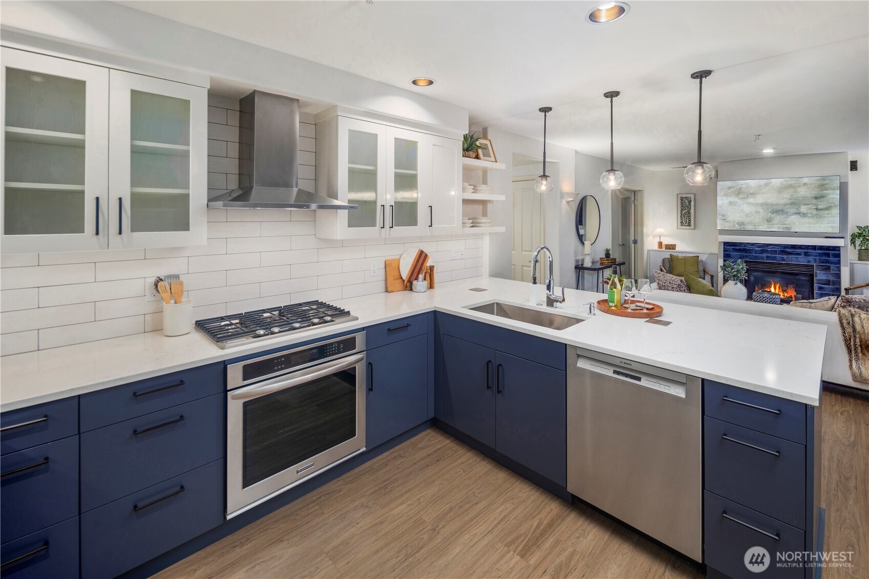 225 4th Ave Unit: A209