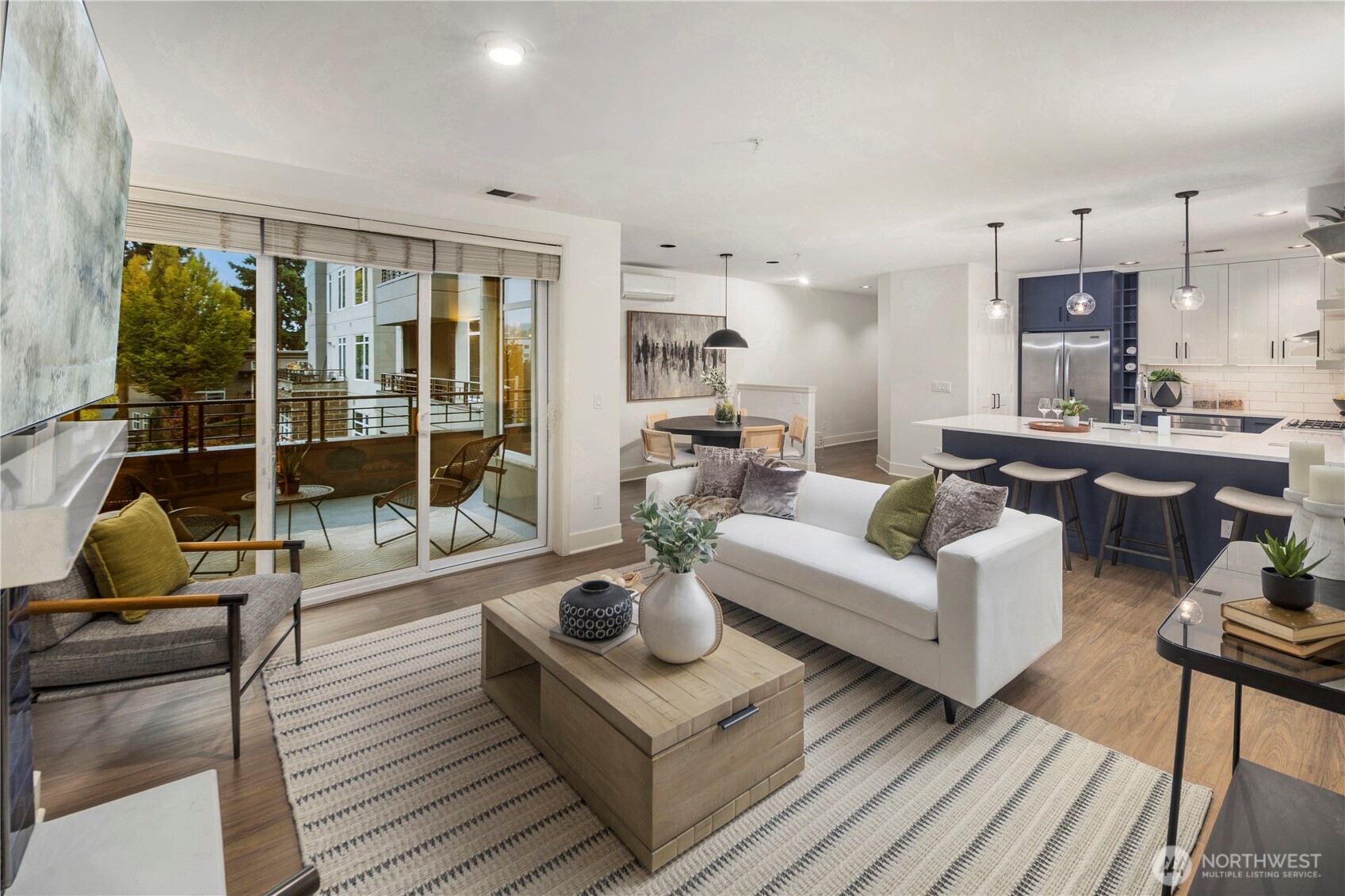 225 4th Ave Unit: A209