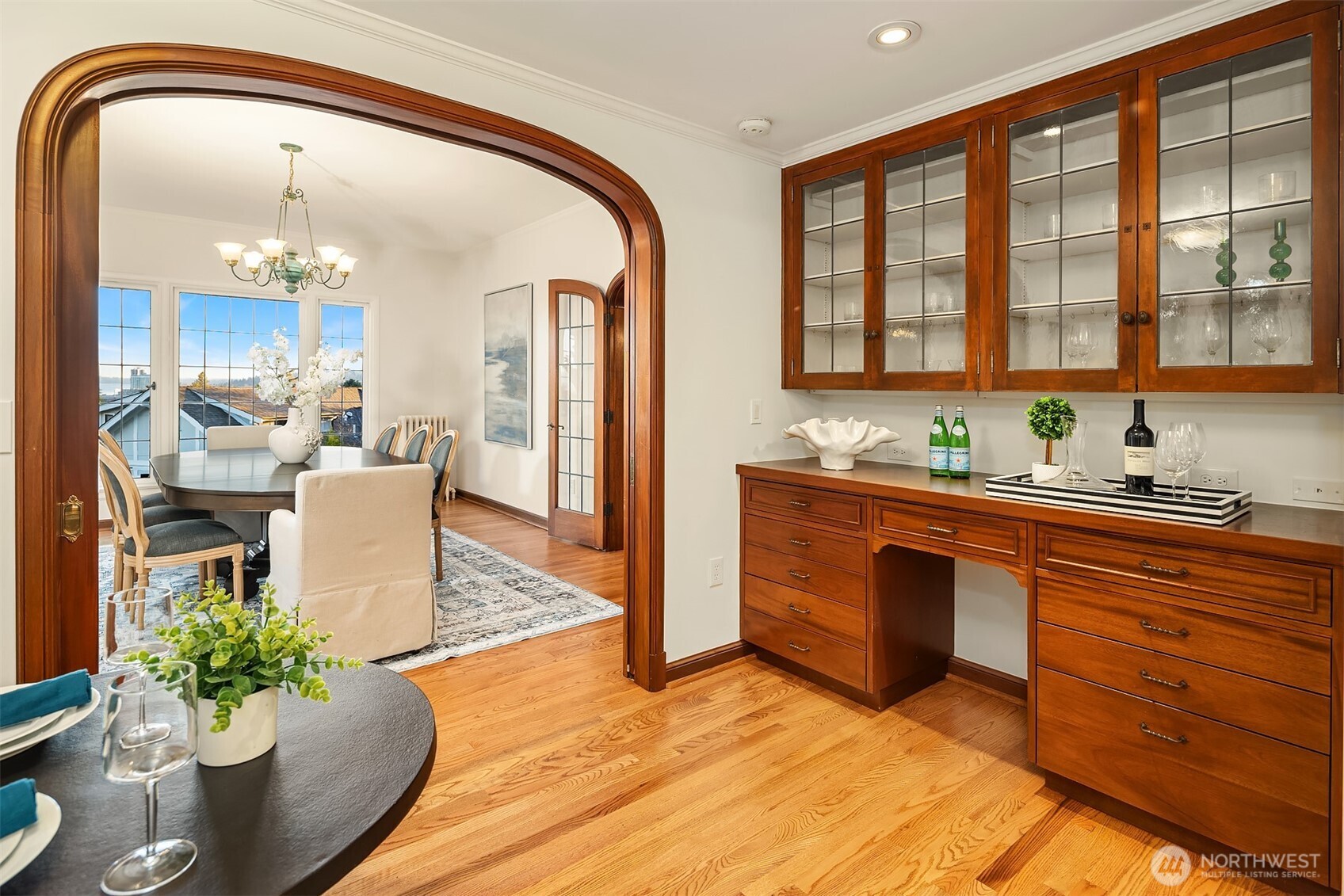 3419 E Laurelhurst Drive NE