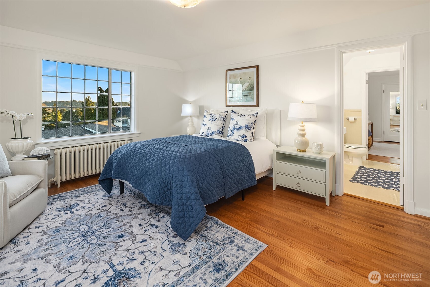 3419 E Laurelhurst Drive NE