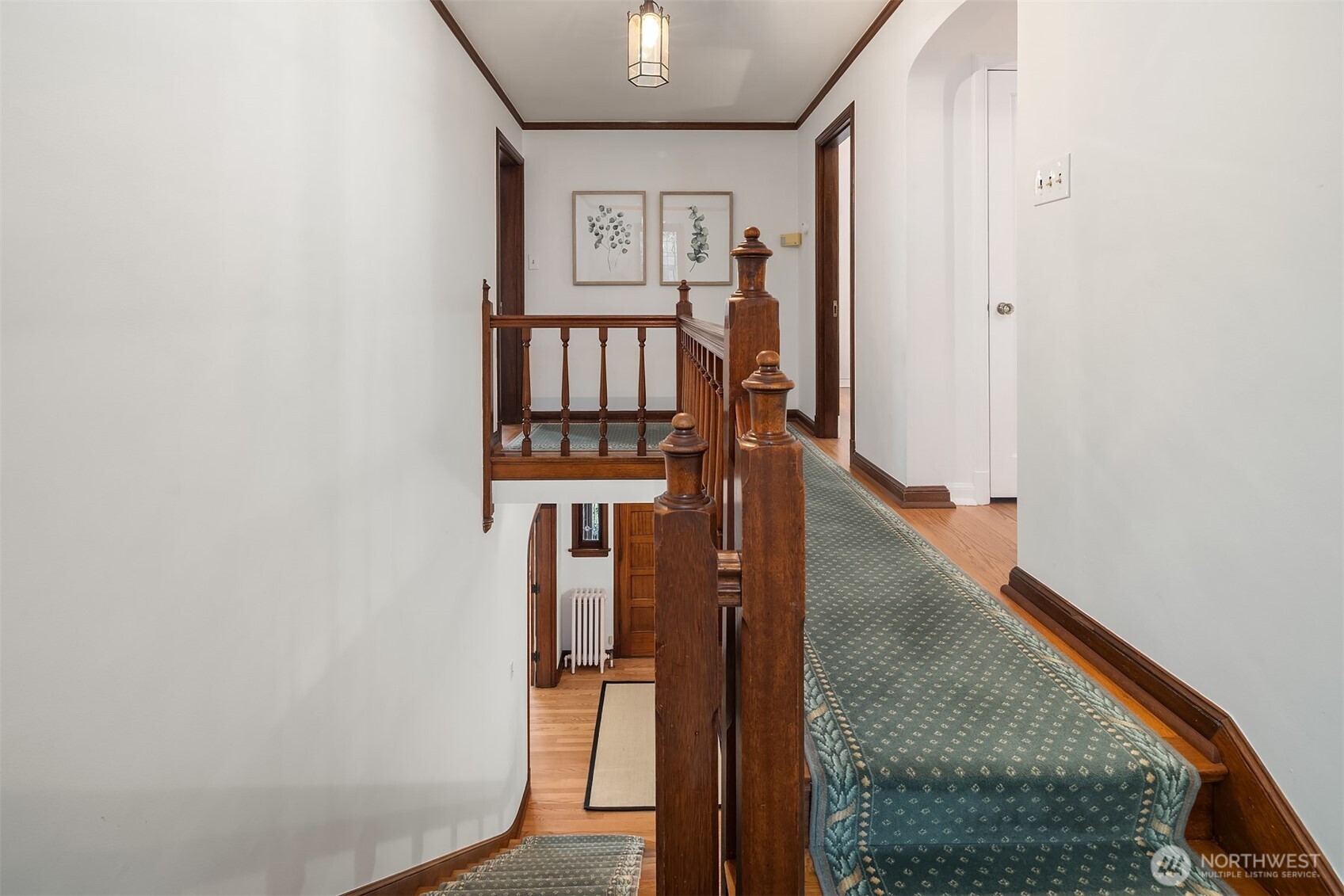 3419 E Laurelhurst Drive NE