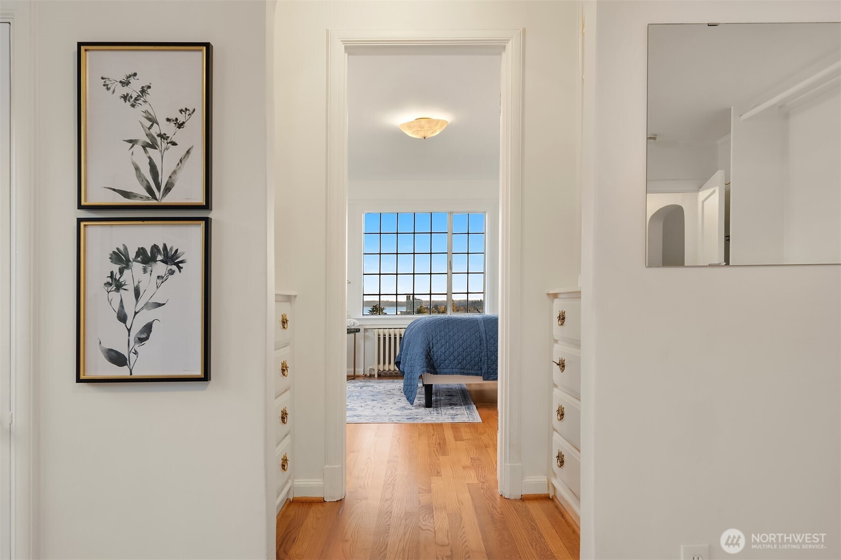 3419 E Laurelhurst Drive NE