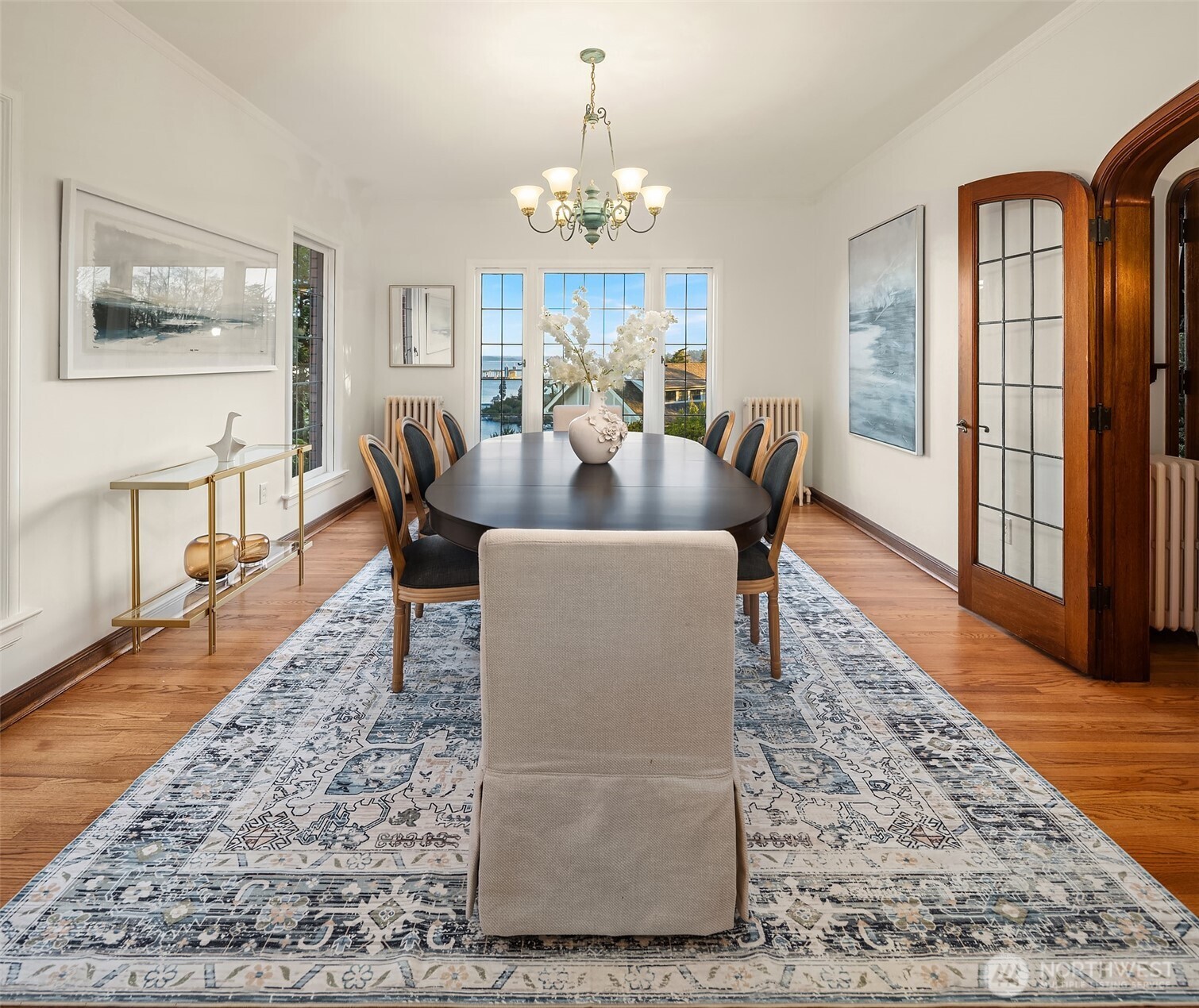 3419 E Laurelhurst Drive NE