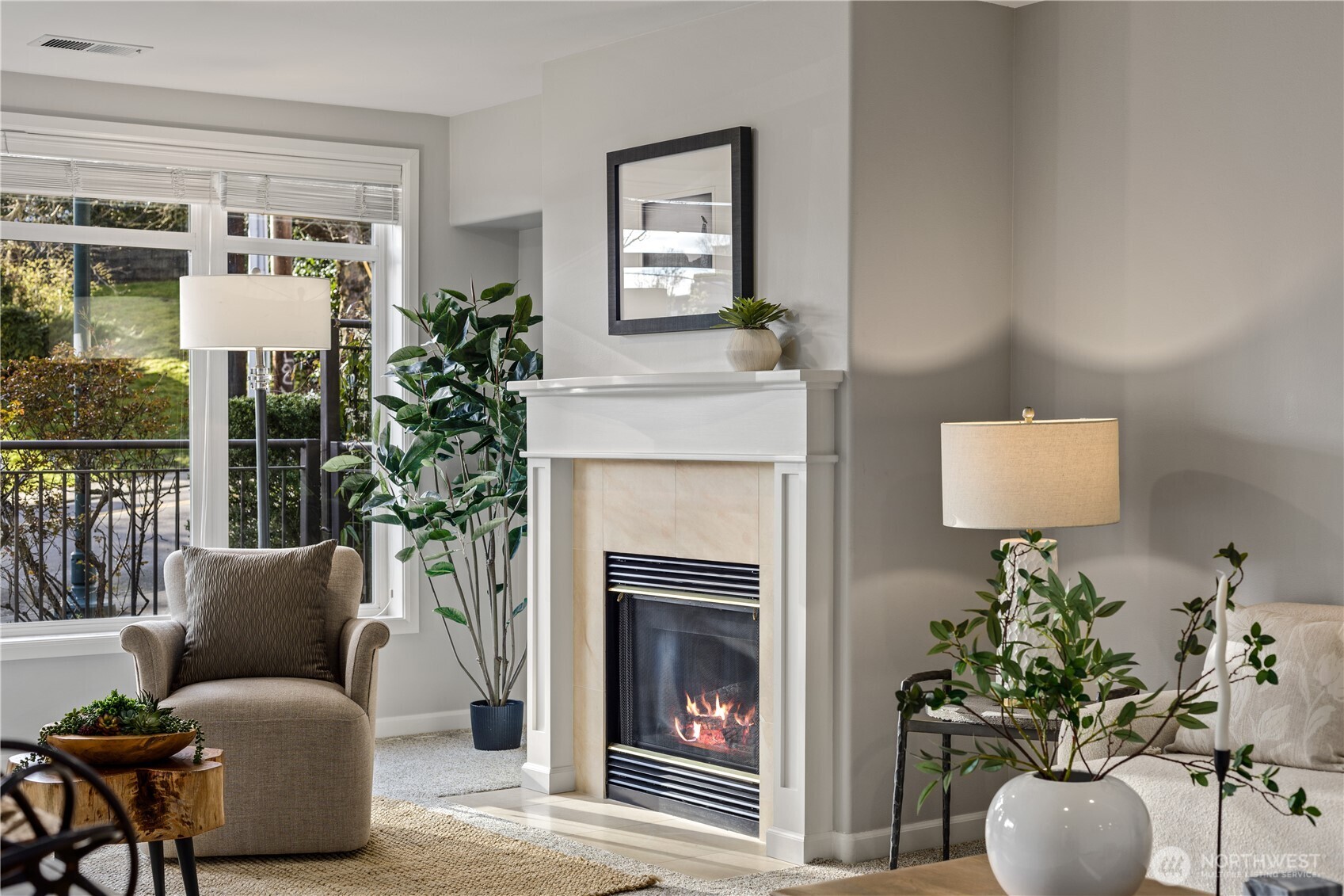 225 4th Avenue Unit: A304