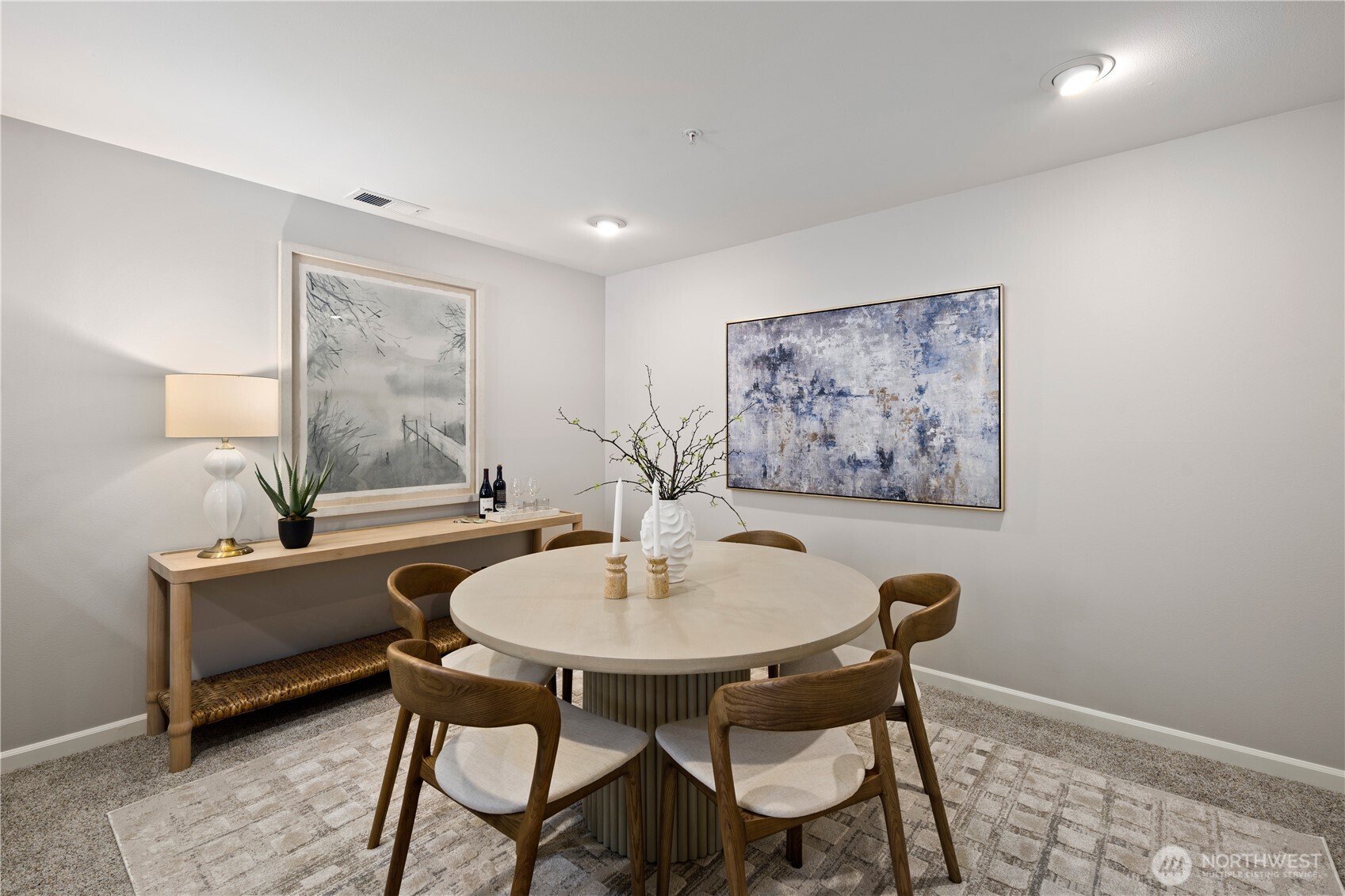 225 4th Avenue Unit: A304