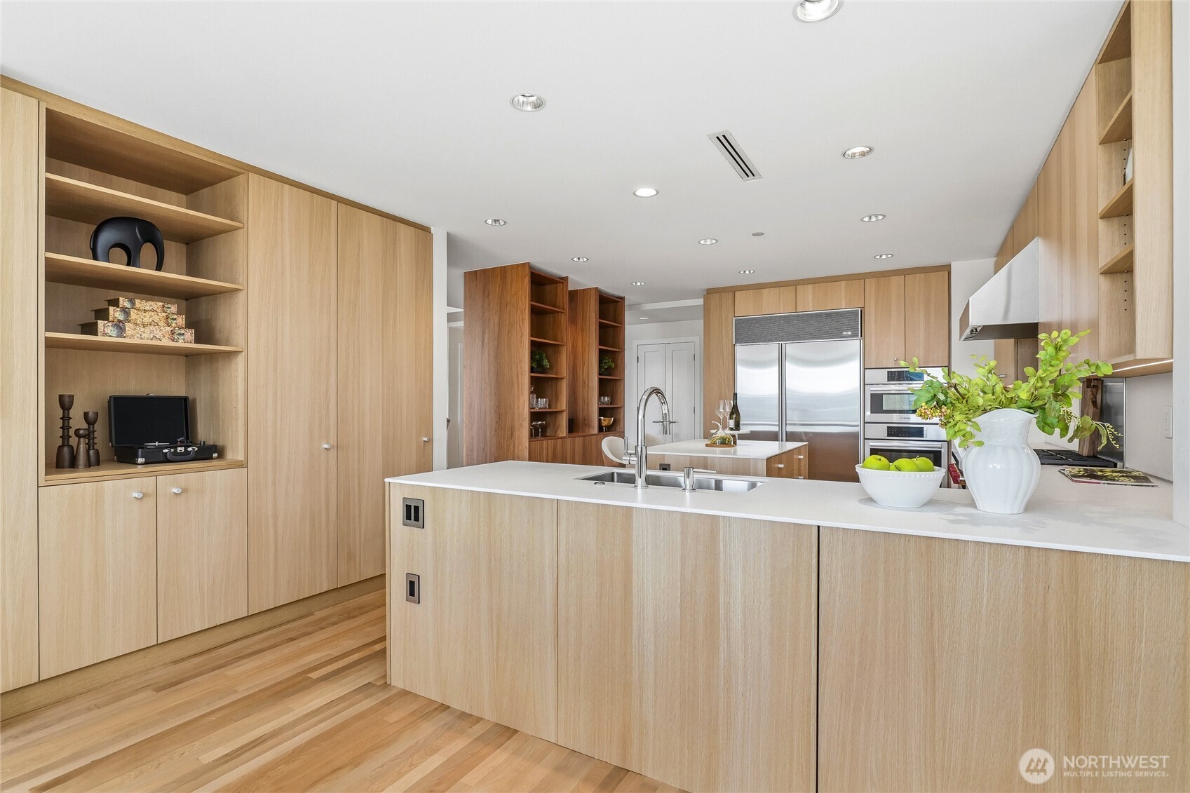 129 3rd Avenue Unit: 604