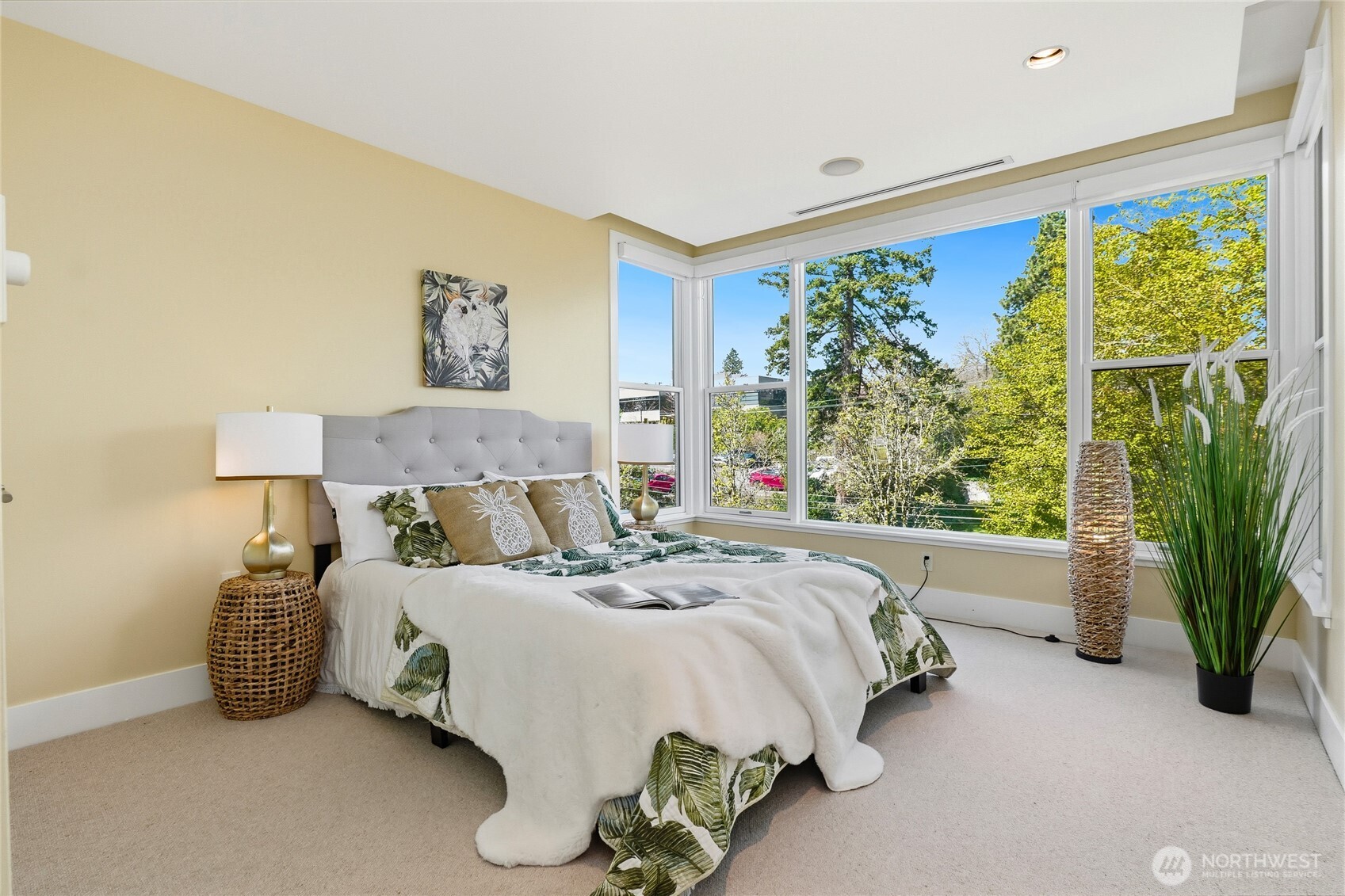 129 3rd Avenue Unit: 604