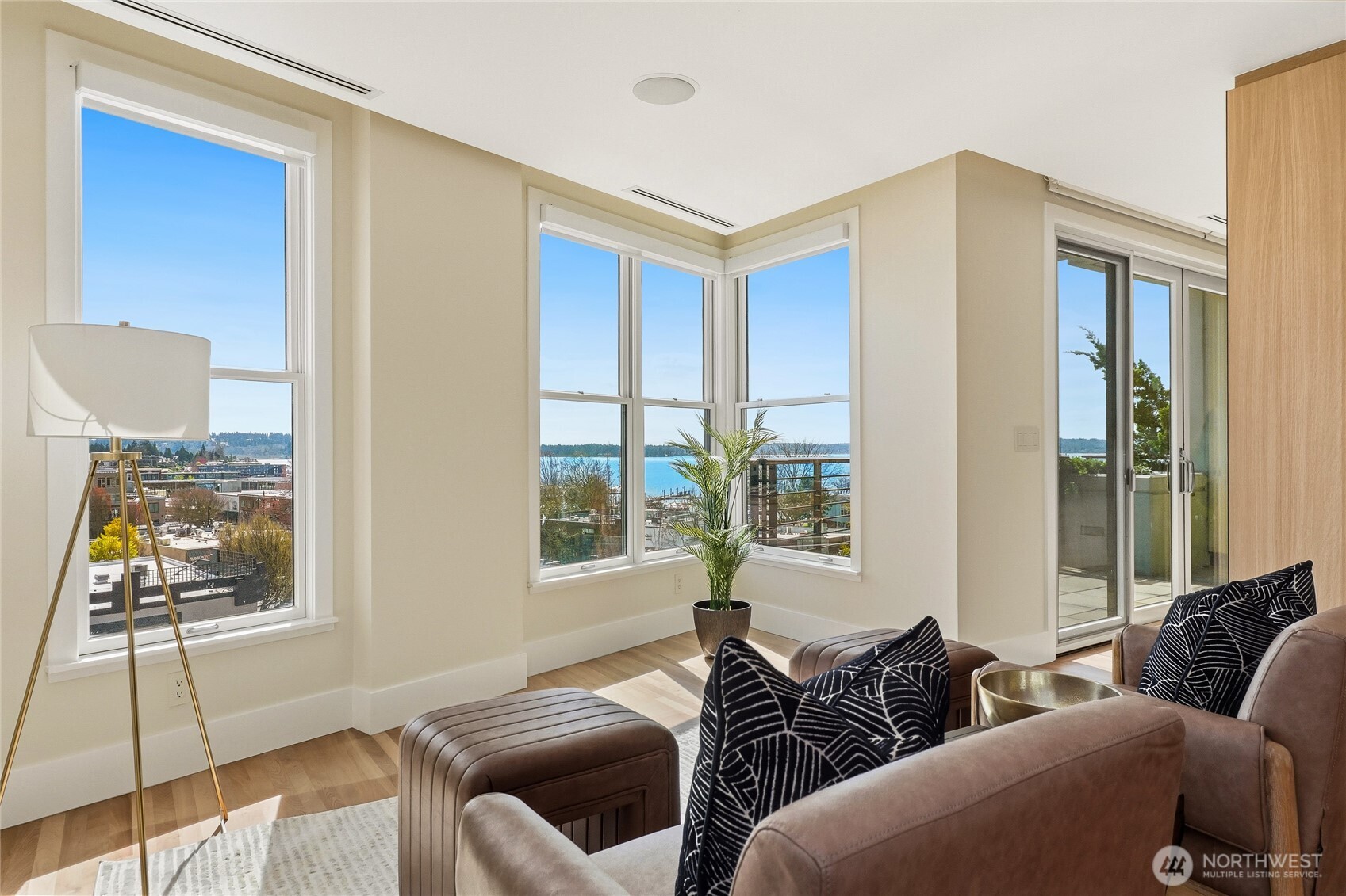 129 3rd Avenue Unit: 604