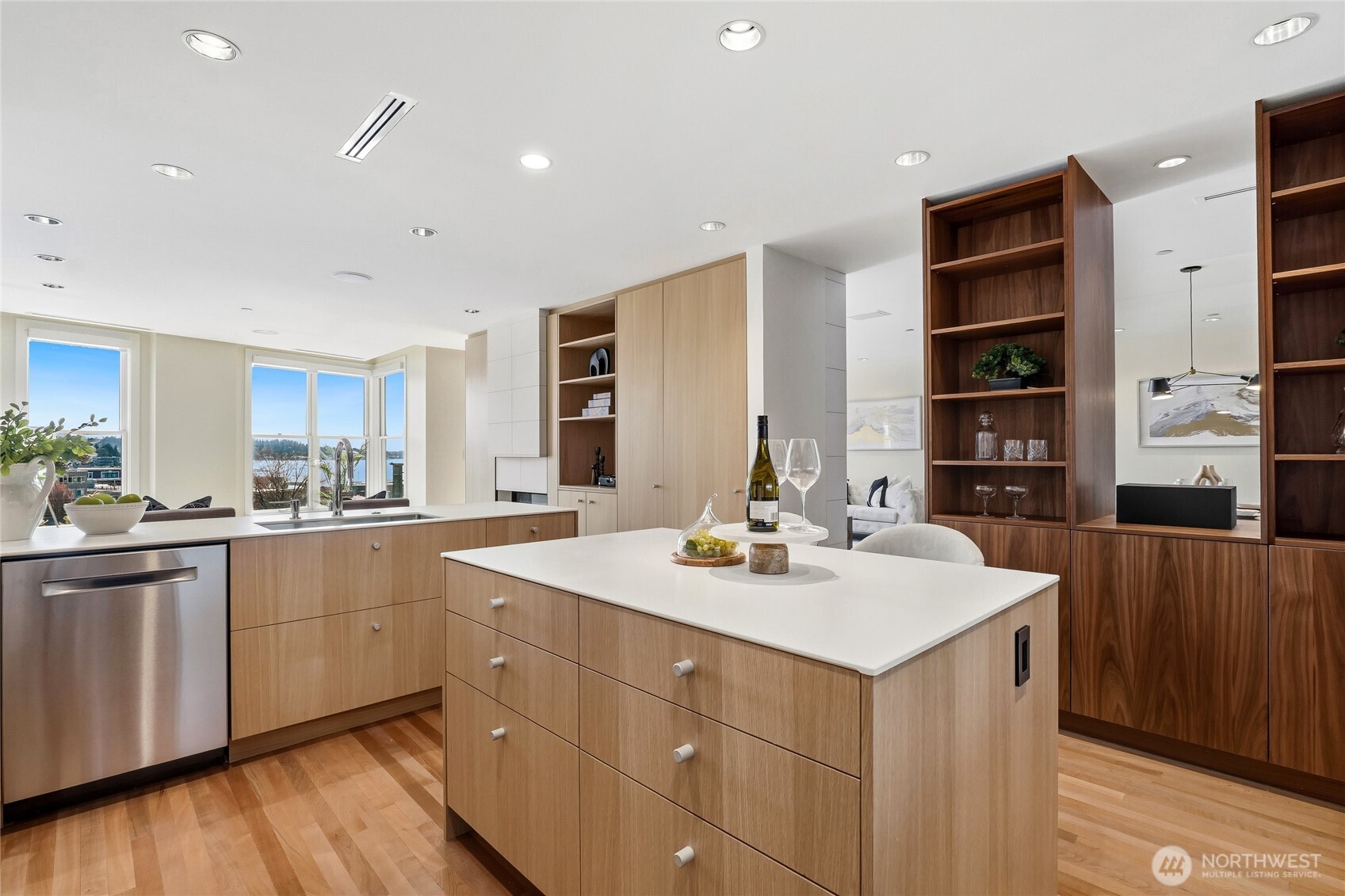 129 3rd Avenue Unit: 604