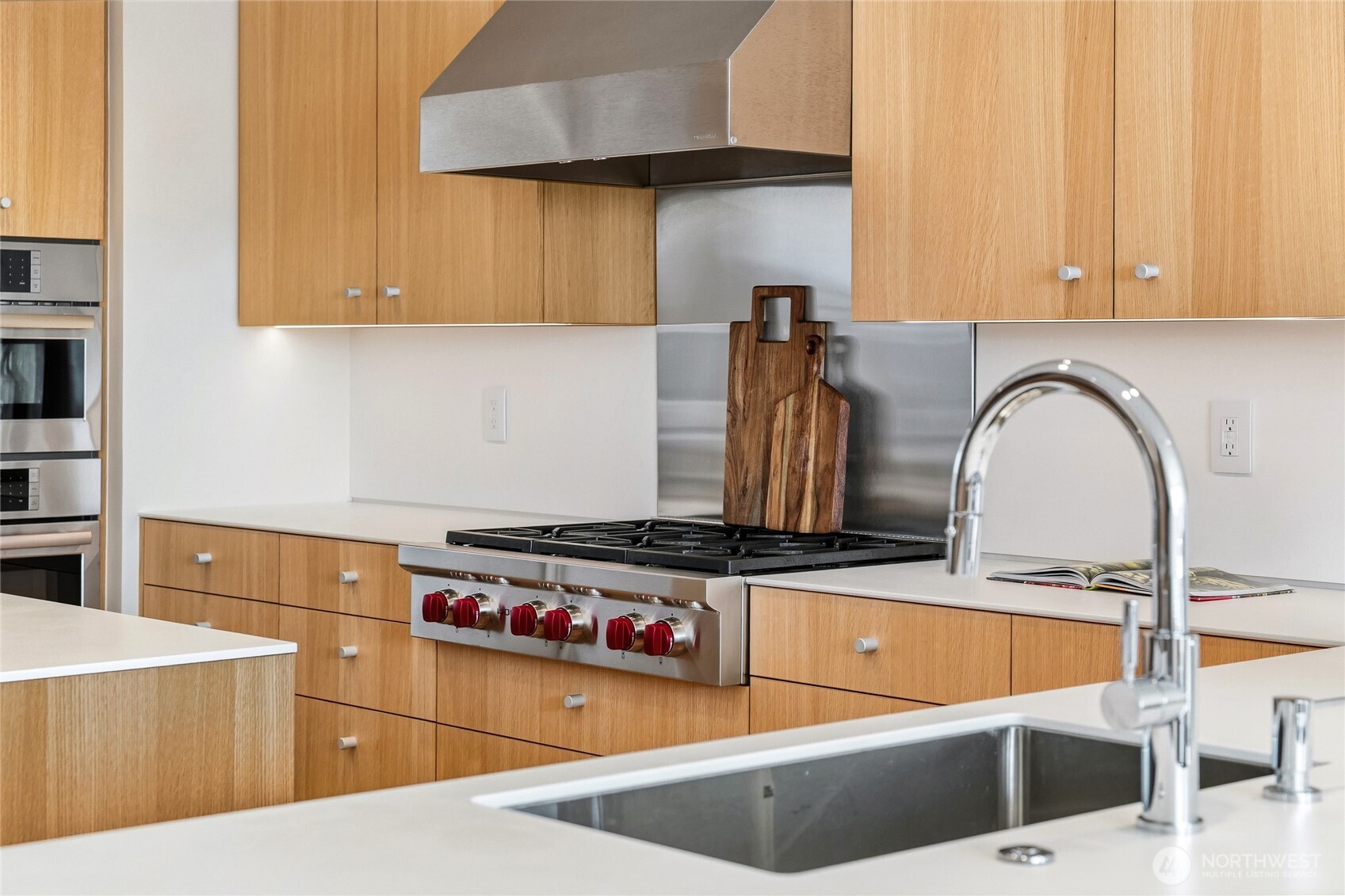 129 3rd Avenue Unit: 604