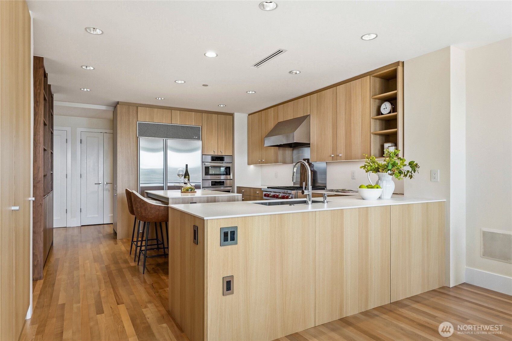 129 3rd Avenue Unit: 604